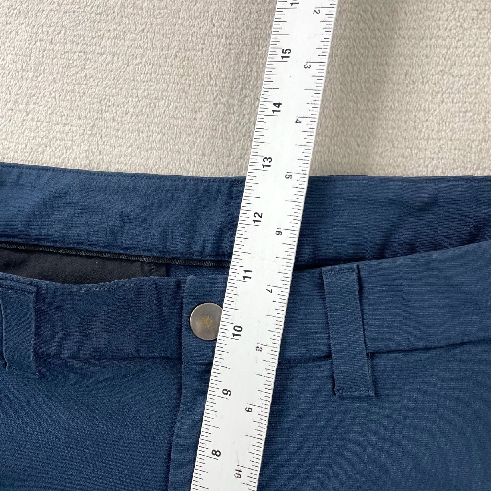 Lululemon Lululemon Commission Pants Men 33X29 True Navy Slim Warpstreme Tapered Trouser Size US 33 - 7 Thumbnail