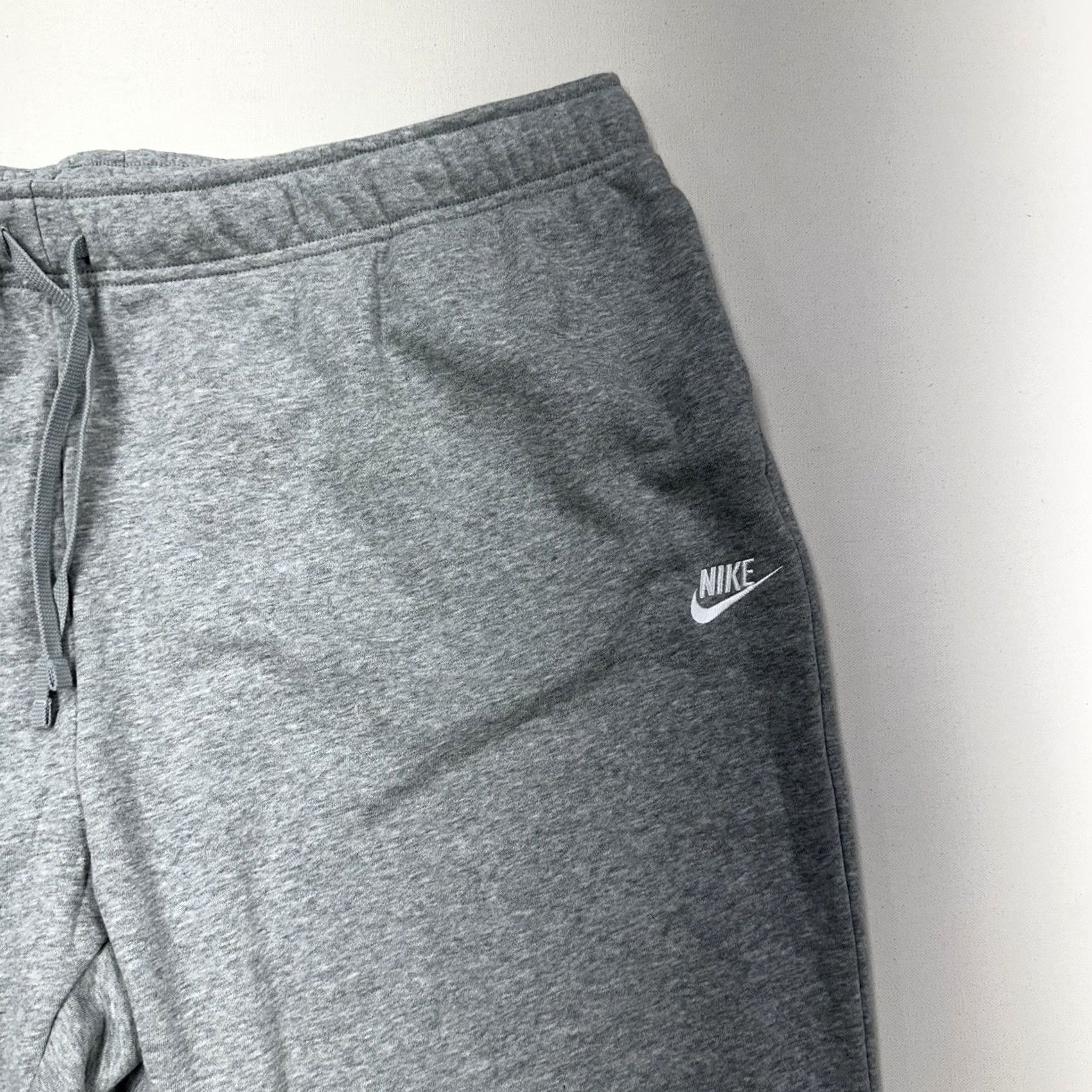 Nike Nike Club Fleece Jogger Sweatpants DV5085-010 Women’s 3X Gray Plus Size Training Johnson Size 40" / US 18 - 3 Thumbnail