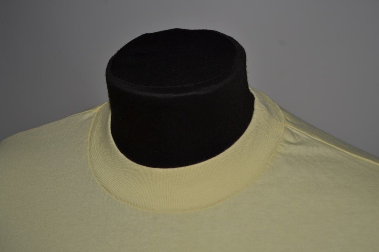 Other Fear of God FOG Essentials Crewneck T-Shirt Adult size M Size US M / EU 48-50 / 2 - 3 Thumbnail