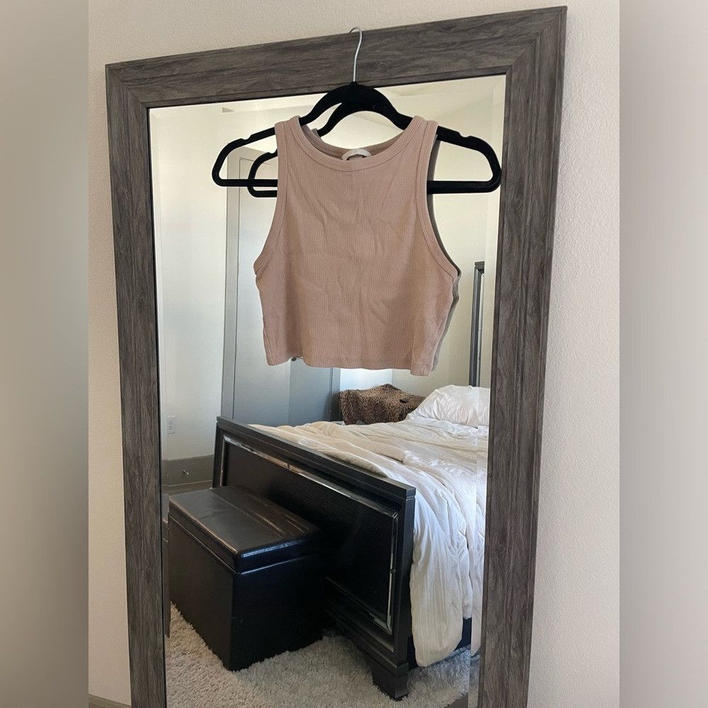 H&M H&M tan high neck crop top Size M / US 6-8 / IT 42-44 - 1 Thumbnail