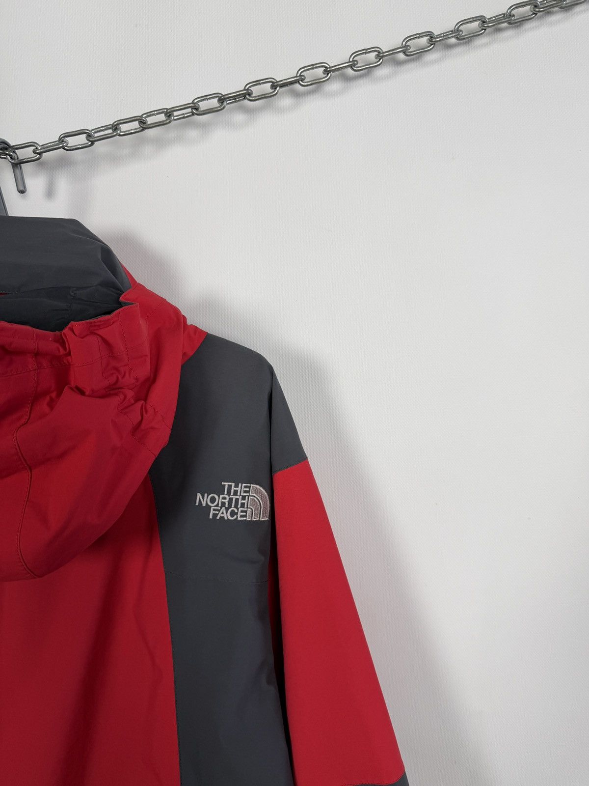 The North Face The North Face Gore-Tex Nylon Jacket Windbreaker Size L Size US L / EU 52-54 / 3 - 13 Thumbnail