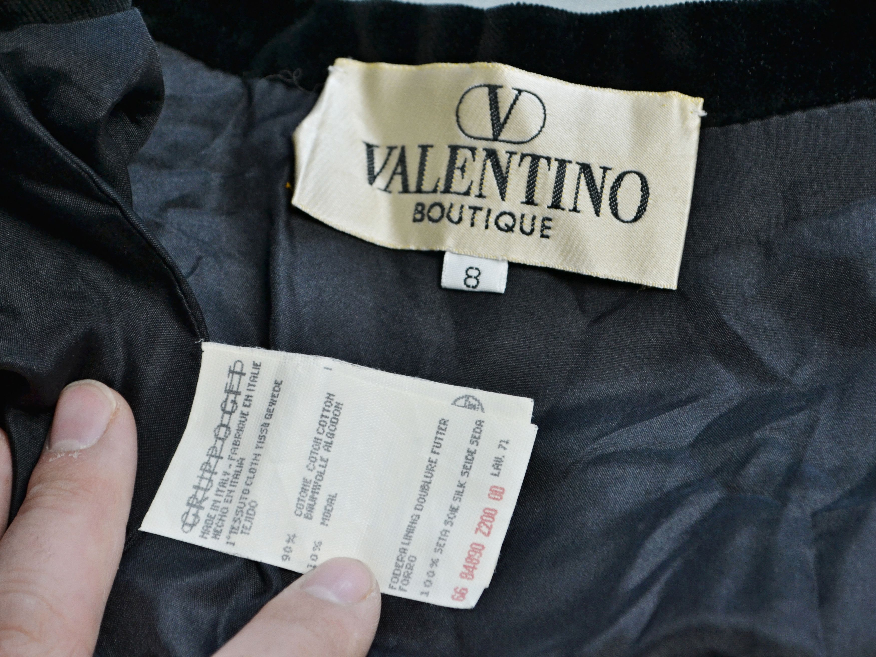 Valentino Valentino Boutique Women’s Black Velvet Skirt Size 27" / US 4 / IT 40 - 8 Thumbnail