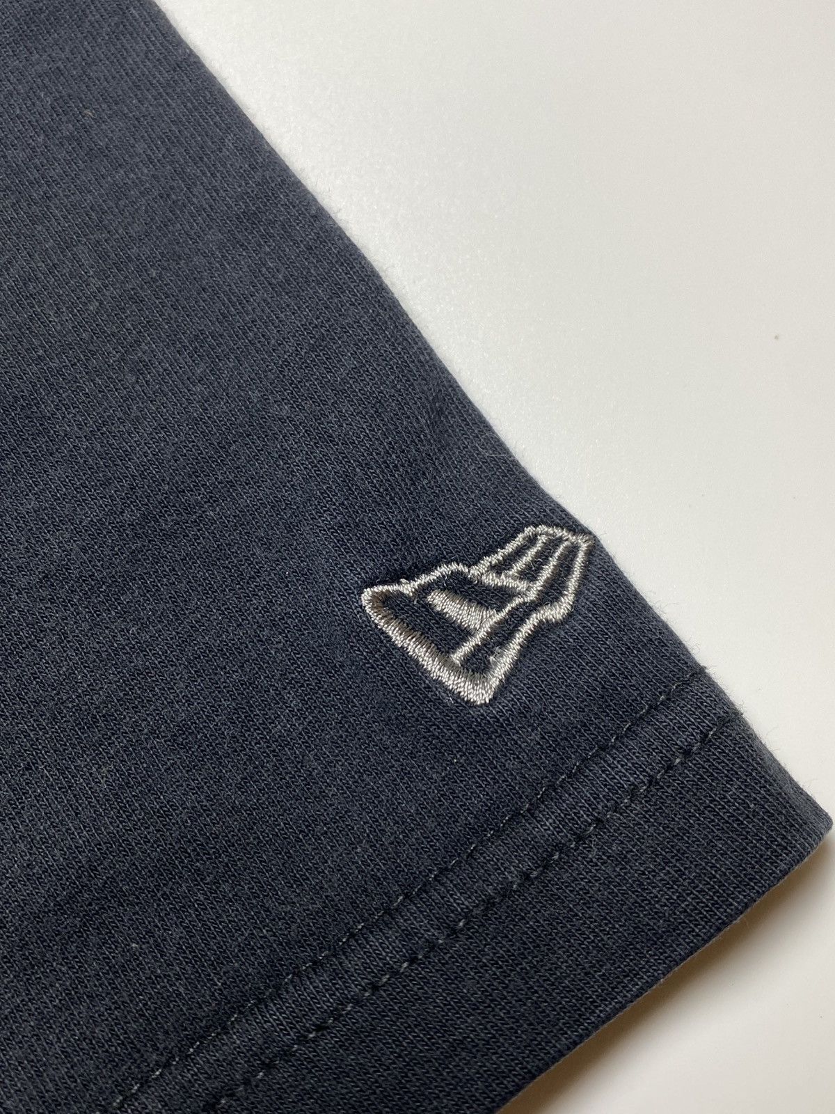 Yohji Yamamoto Yohji Yamamoto x New Era - Center Logo T-Shirt Size US XL / EU 56 / 4 - 9 Thumbnail
