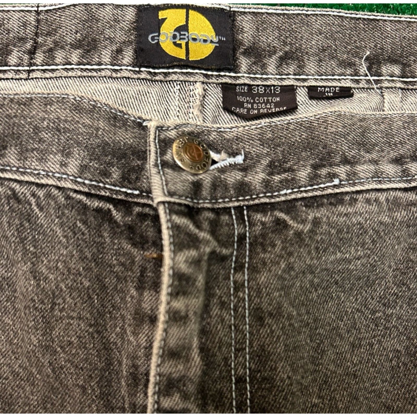 Vintage VINTAGE God Body Cargo Baggy Hip Hop Skater Grunge Jeans Shorts SZ 38 JNCO Jorts Mens Grunge Hip Hop Skater 2000s Pockets Size US 38 / EU 54 - 3 Thumbnail