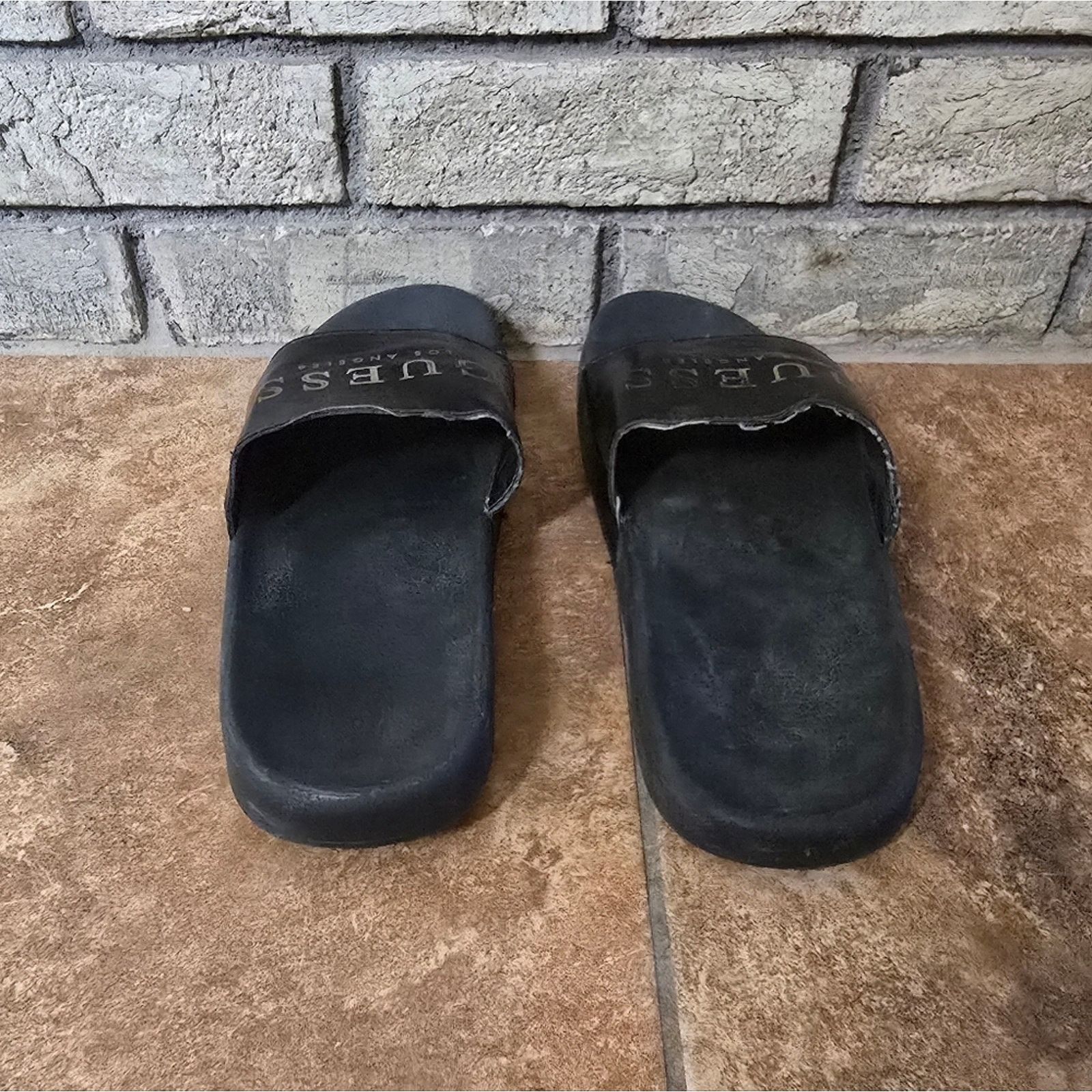 Guess Black Gold Classic | GUESS | Sandal Size US 8 / EU 41 - 4 Thumbnail