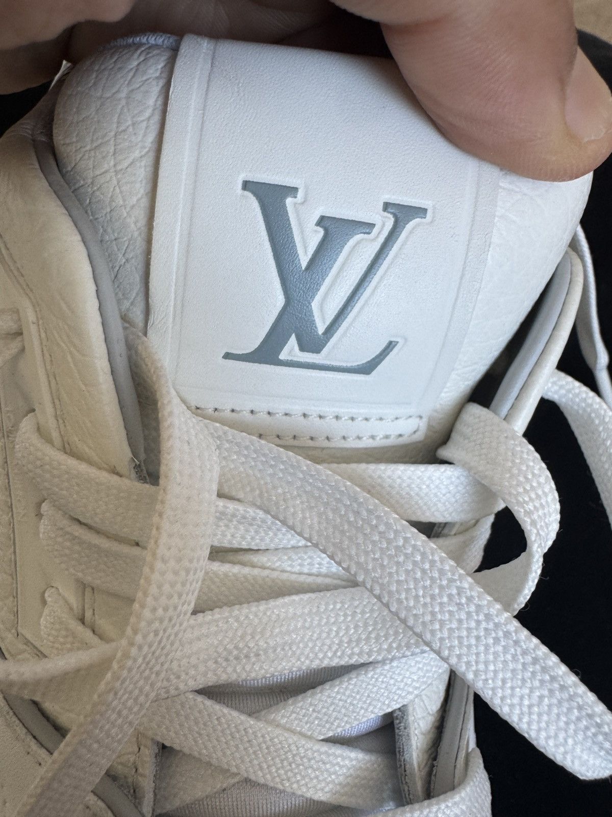 Louis Vuitton Louis Vuitton traîner Size US 9 / EU 42 - 9 Thumbnail