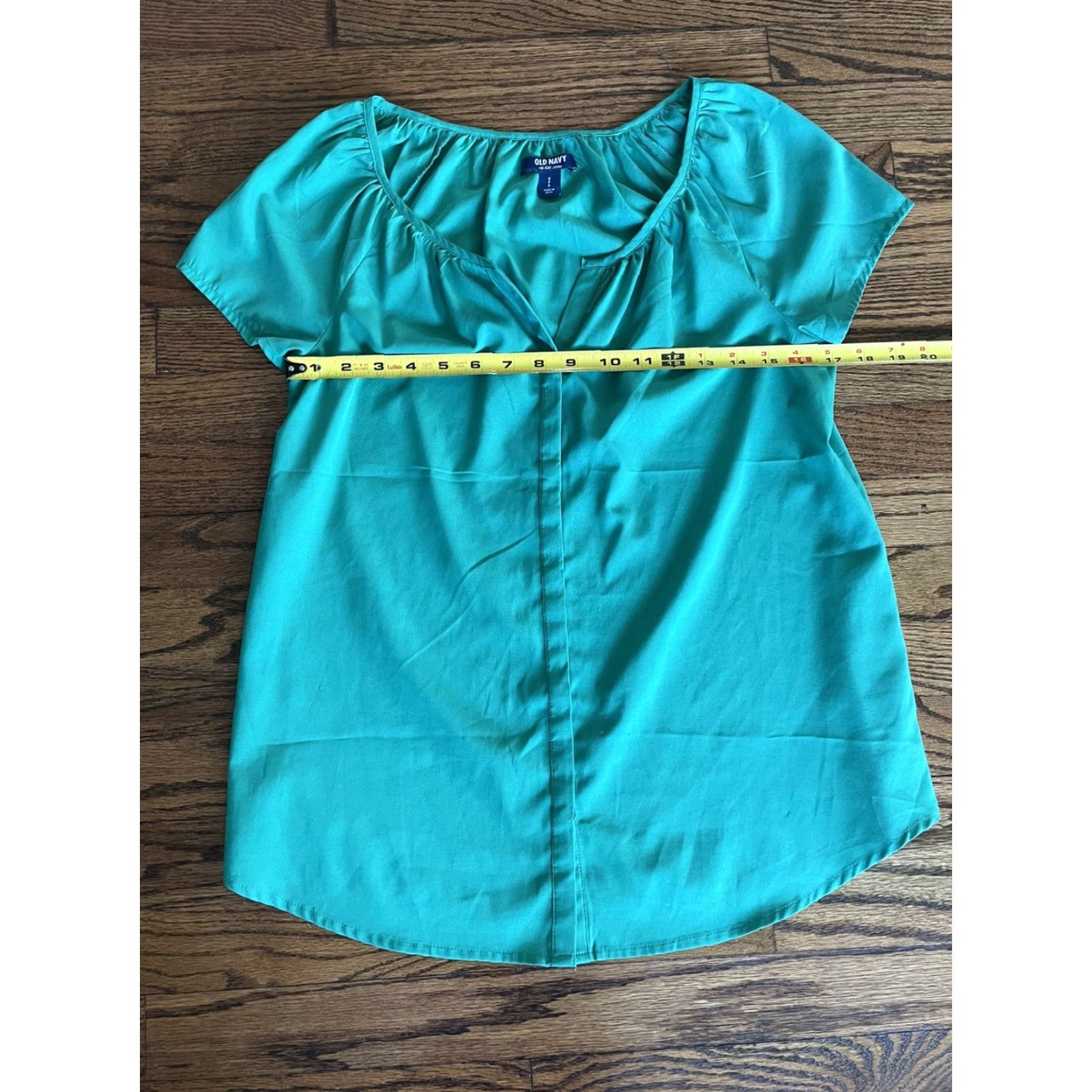 Old Navy Old Navy Blouse Shirt Womens Small Green Short Sleeve Button Up Collarless Scoop Neck 100% Polyester Regular Fit Vintage No Size S / US 4 / IT 40 - 7 Thumbnail