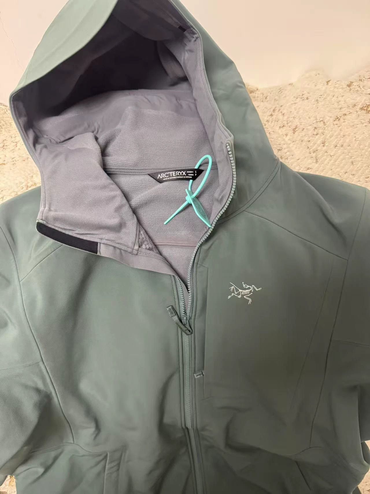Arc'teryx Arc'teryx Unworn S Size Jacket Size S / US 4 / IT 40 - 3 Thumbnail