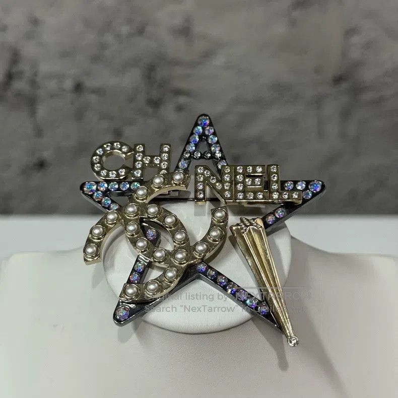 Chanel Chanel Brooch Size ONE SIZE - 1 Thumbnail