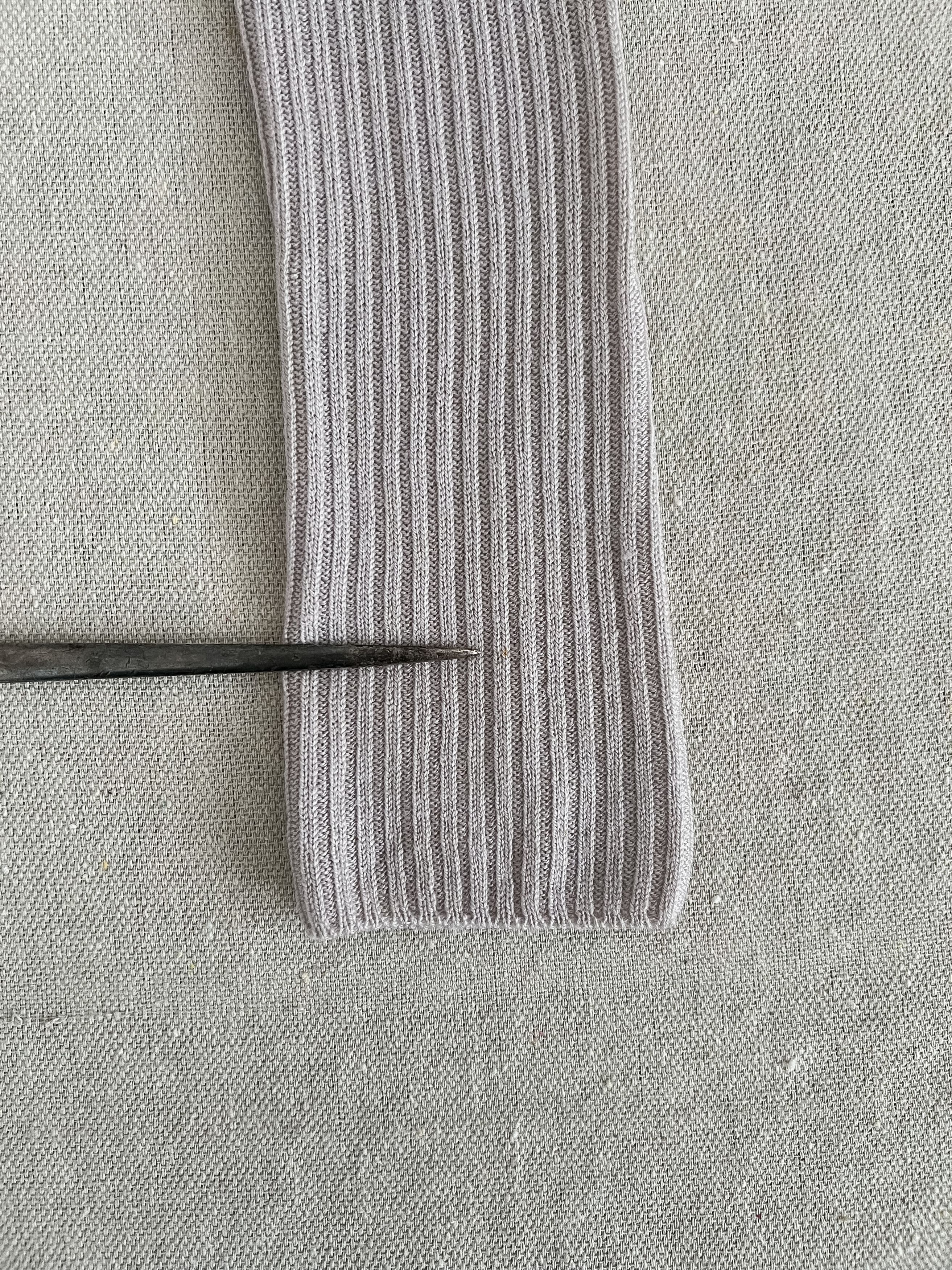 Rick Owens FW03 ‘TRUCKER’ Runway Off-Shoulder Wool Knit Size S / US 4 / IT 40 - 6 Thumbnail