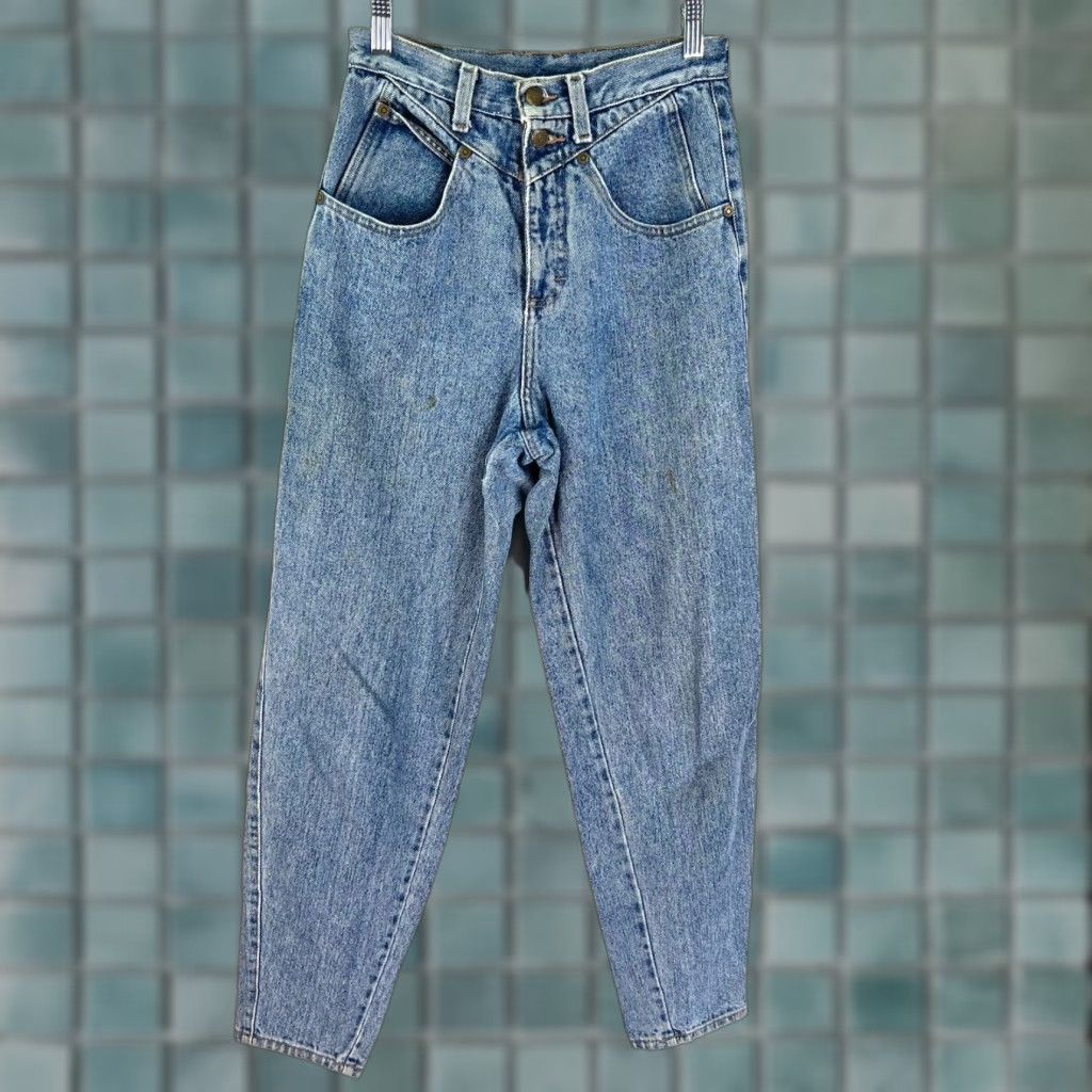 Vintage VINTAGE Zena Mom Jeans Women Size 9 26x30 Medium Wash High Rise Classic Fit US Made Size 30" / US 8 / IT 44 - 1 Thumbnail