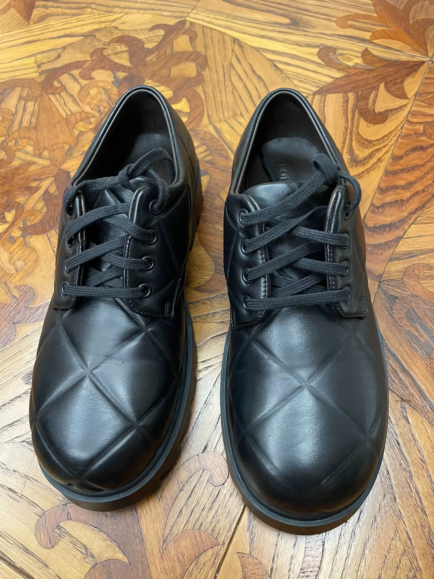 Bottega Veneta Bottega Veneta Men's Round-Toe Derby Shoes Size US 8 / EU 41 - 1 Thumbnail