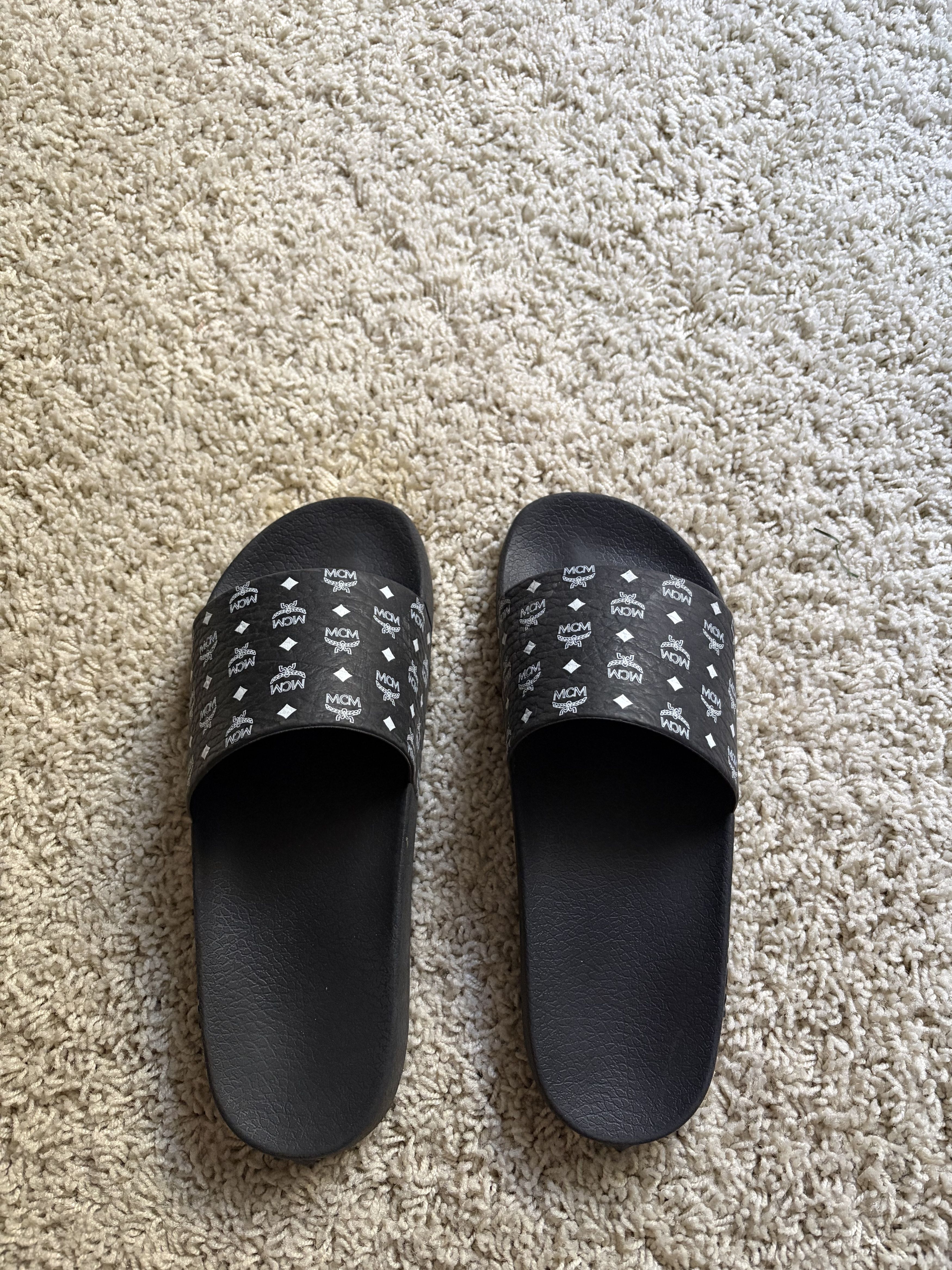 MCM MCM Slides Size US 9.5 / EU 42-43 - 1 Thumbnail
