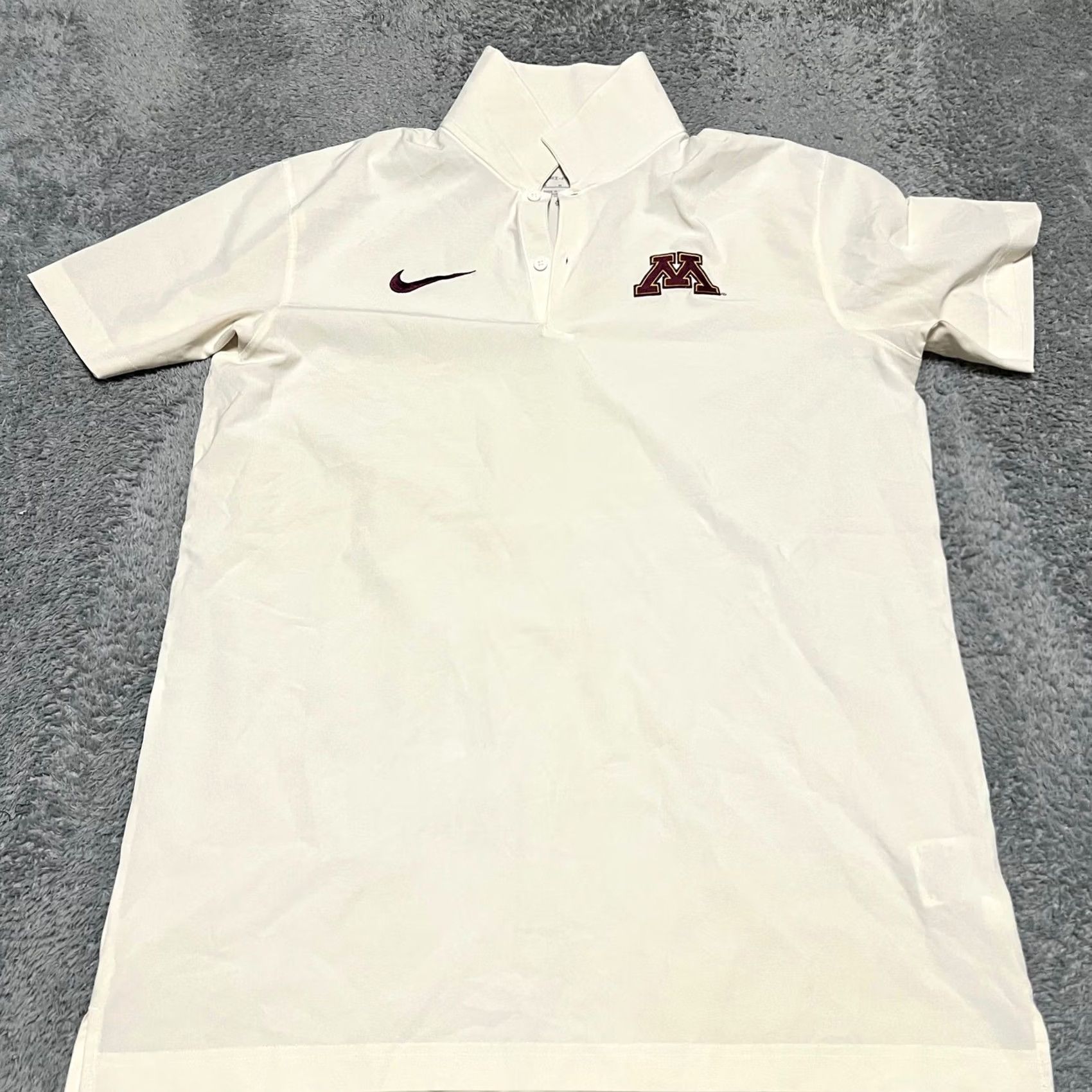Nike Nike Dri-Fit Polo Shirt Minnesota Golden Gophers Mens Medium Performance White Size US M / EU 48-50 / 2 - 5 Thumbnail