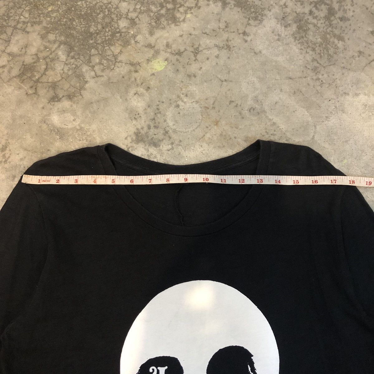 Japanese Brand Undercover X Uniqlo Skull Tee Size US L / EU 52-54 / 3 - 14 Thumbnail