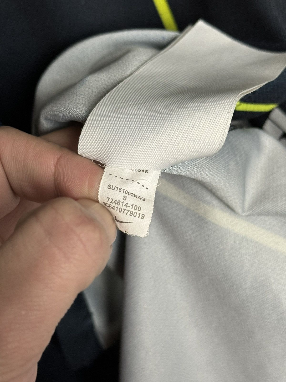 Nike Manchester City 18/19 Away Football Jersey Size US S / EU 44-46 / 1 - 20 Thumbnail