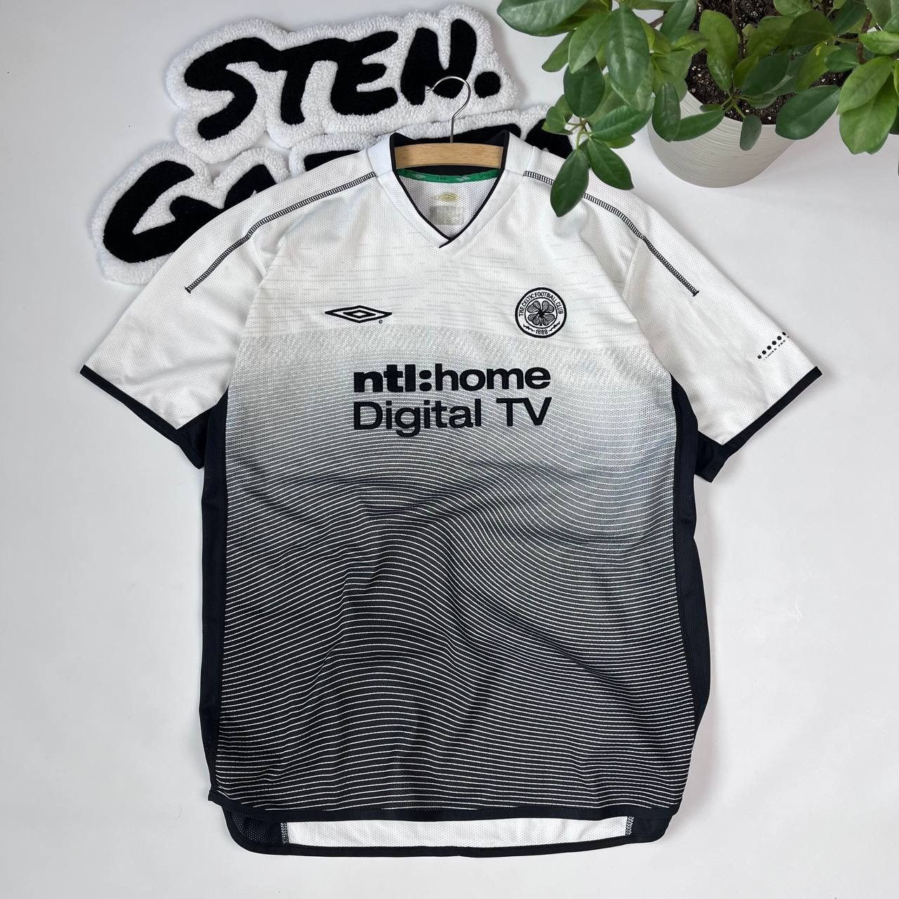 Other Umbro Celtic Glasgow 2002 Football Soccer Shirt Jersey Size US L / EU 52-54 / 3 - 2 Thumbnail