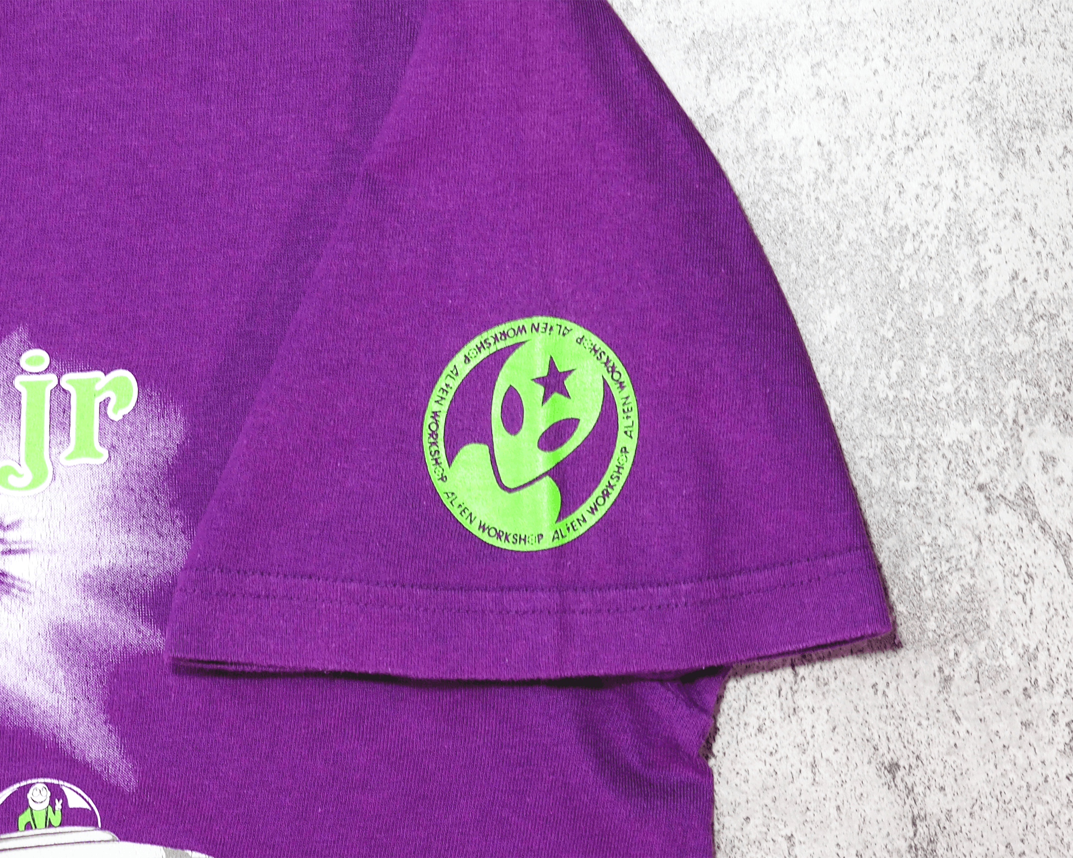 Vintage Vintage 2008 Dinosaur JR Alien Workshop Japan Tour Shirt L Size US L / EU 52-54 / 3 - 4 Thumbnail