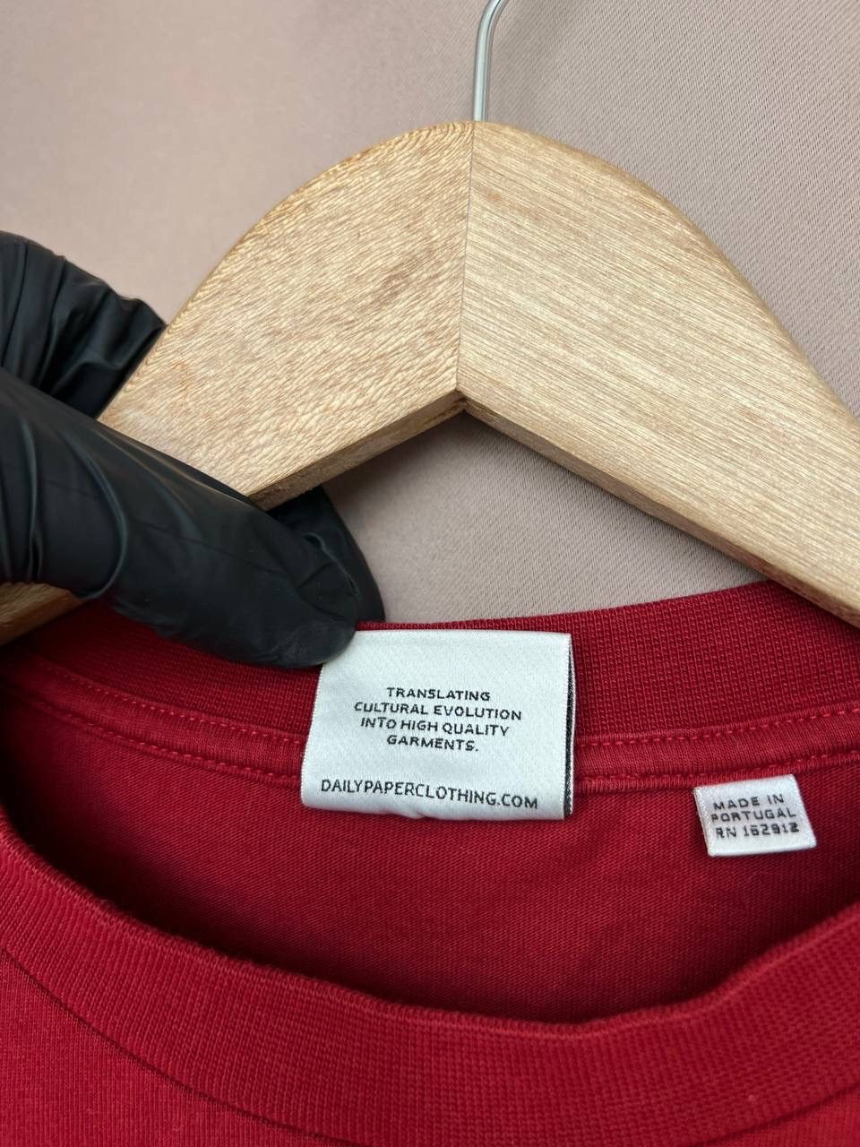 Daily Paper Daily Paper Alias T-Shirt Mens Size S Red Short Sleeve Logo Size US S / EU 44-46 / 1 - 11 Thumbnail