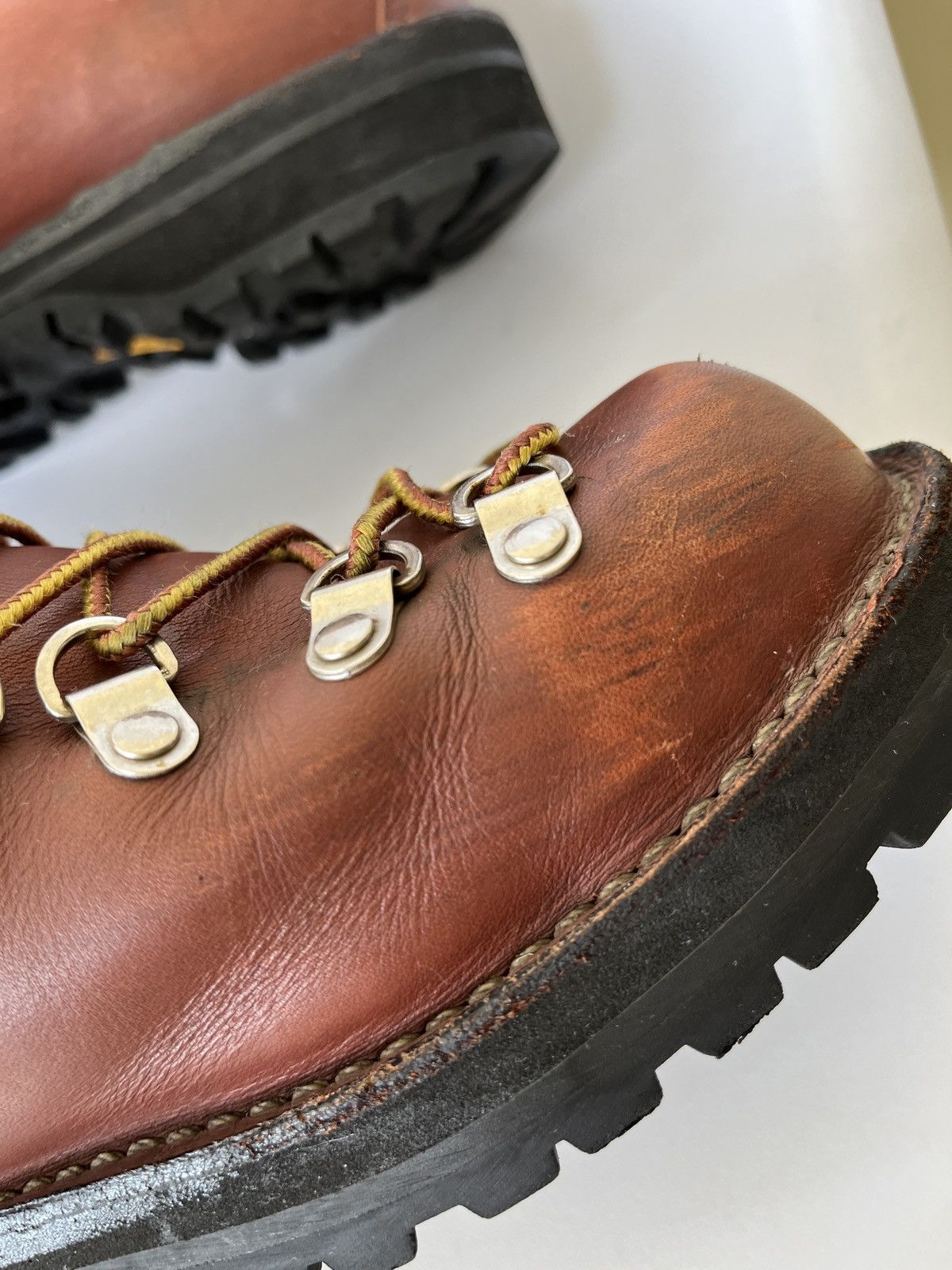 Danner Danner Mountain Light Goretex Size US 7 / EU 40 - 10 Thumbnail