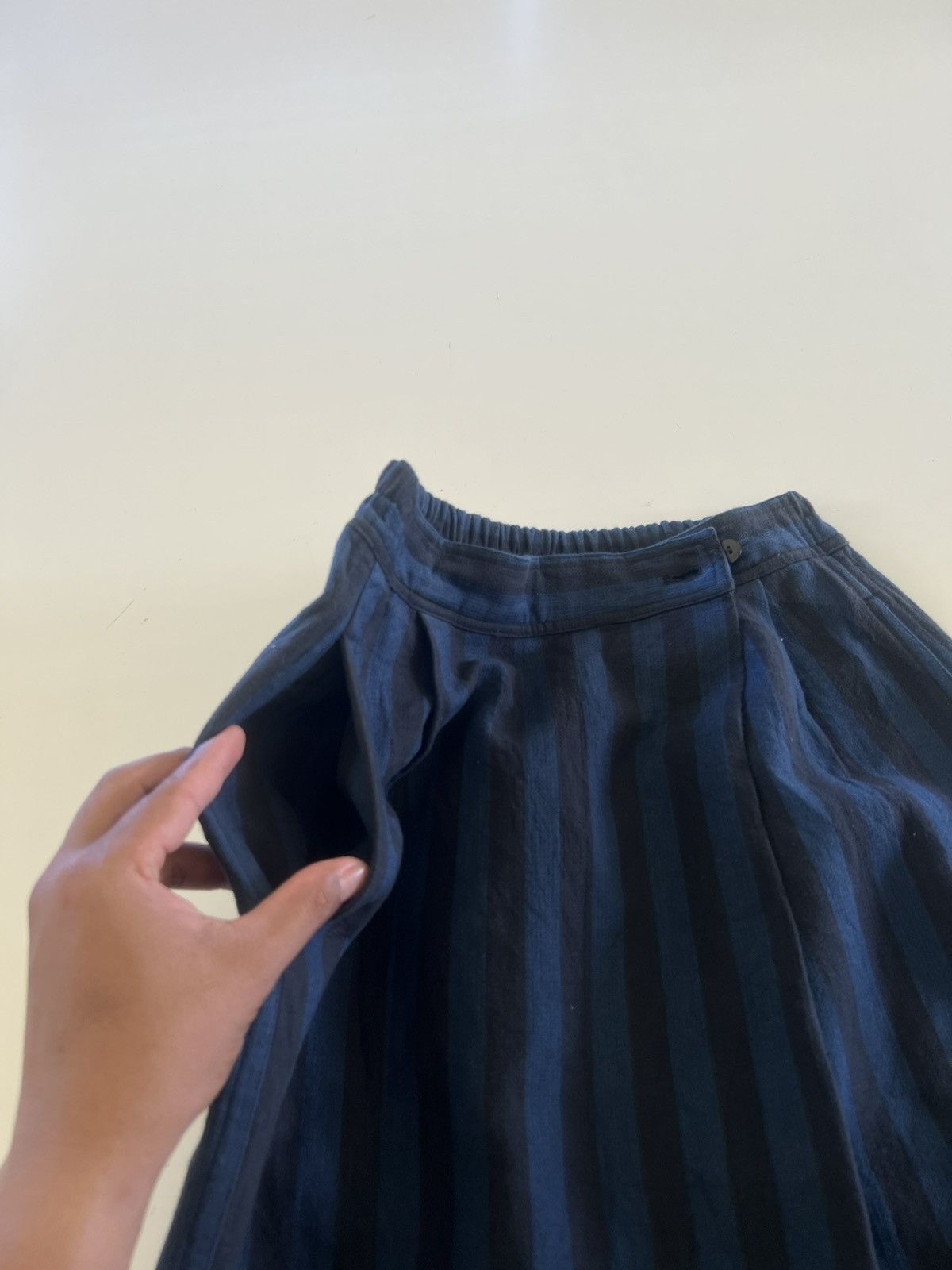 Issey Miyake Plantation by Issey Miyake Midi Skirt Stripe Waist 24-28" Size 28" / US 6 / IT 42 - 7 Thumbnail