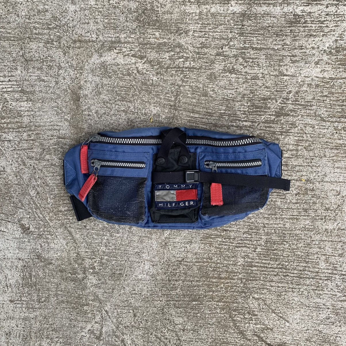 Tommy Hilfiger × Vintage Vintage Tommy Hilfiger Athletic Gear Fanny Pack Size ONE SIZE - 2 Thumbnail