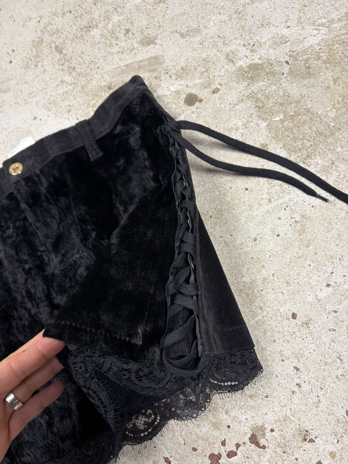 Dolce & Gabbana Vintage Dolce & Gabbana Fur Lace Up Mini Skirt Corset Size 27" / US 4 / IT 40 - 8 Thumbnail