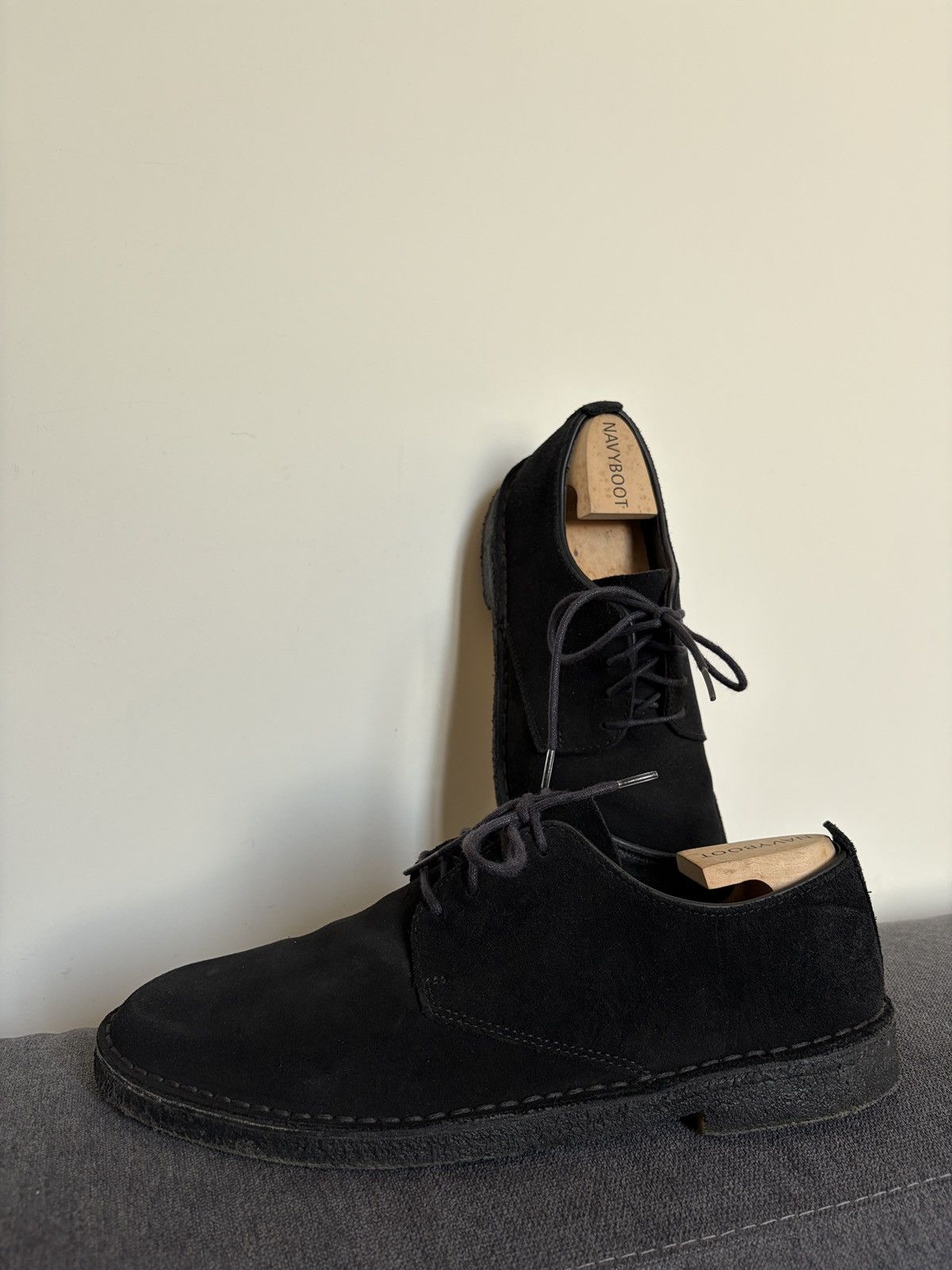 Clarks Clarks Suede Black Desert Shoes Size US 10.5 / EU 43-44 - 1 Thumbnail