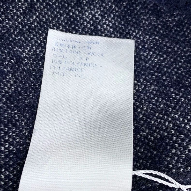 Louis Vuitton Louis Vuitton Black logo presbyopic full print wool round Size US S / EU 44-46 / 1 - 7 Thumbnail