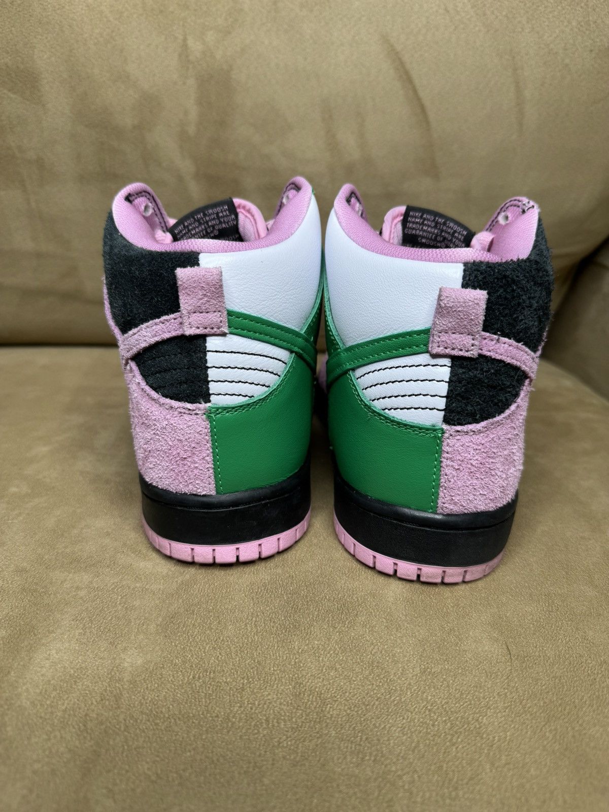 Nike SB Nike SB Dunk High ‘Invert Celtics’ - size 9 Size US 9 / EU 42 - 5 Thumbnail