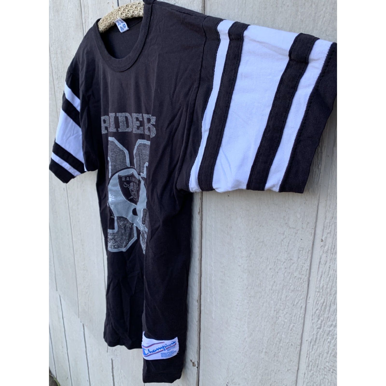Champion VINTAGE Champion Jersey T-Shirt Raiders 32 Jersey Style Graphic Tee L Black Men Adult Large Sports Size US L / EU 52-54 / 3 - 4 Thumbnail