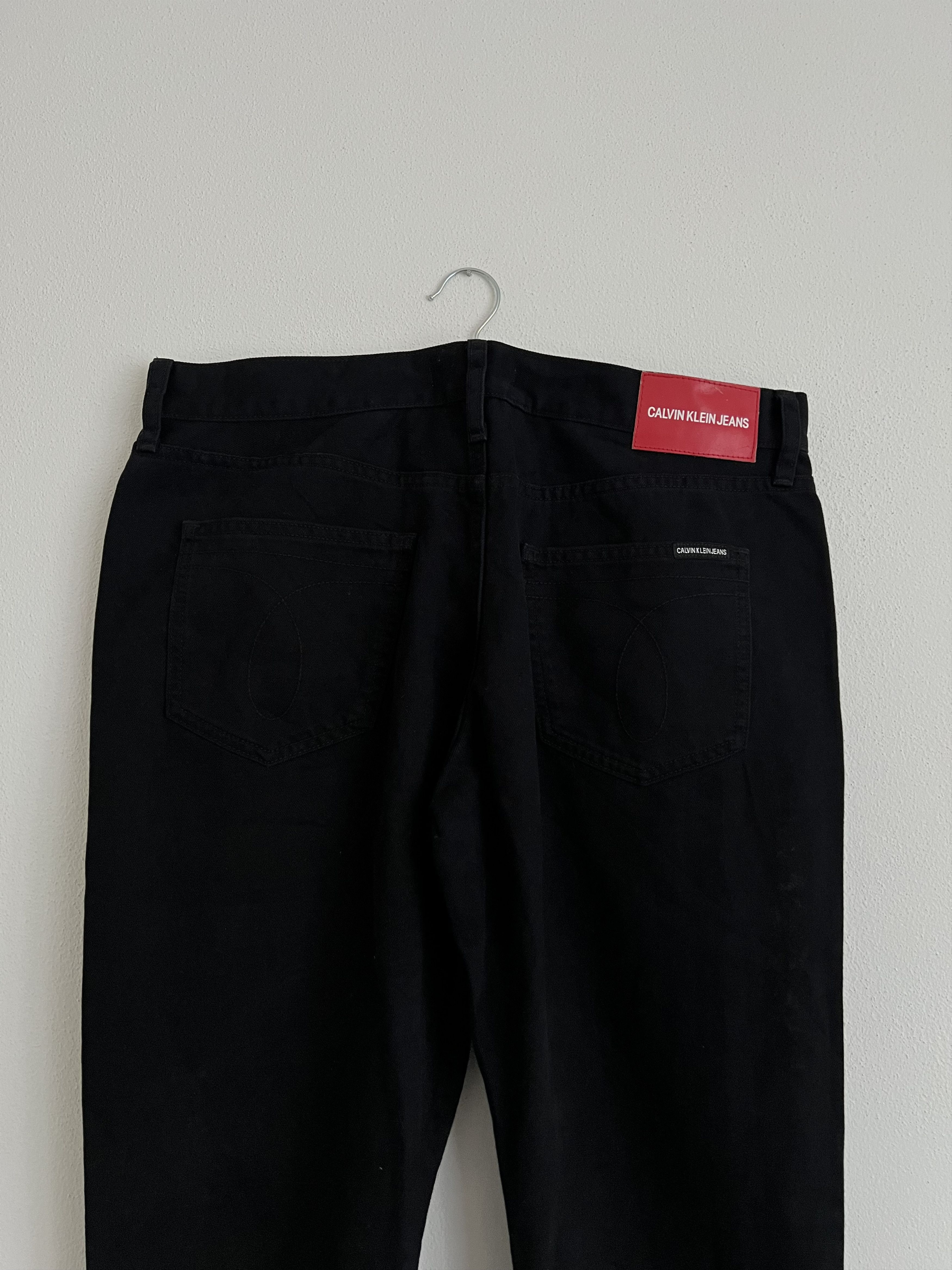 Calvin Klein CKJ Calvin Klein Jeans 205W39NYC Mid Rise Slim Floral Patch Size 31" - 9 Thumbnail