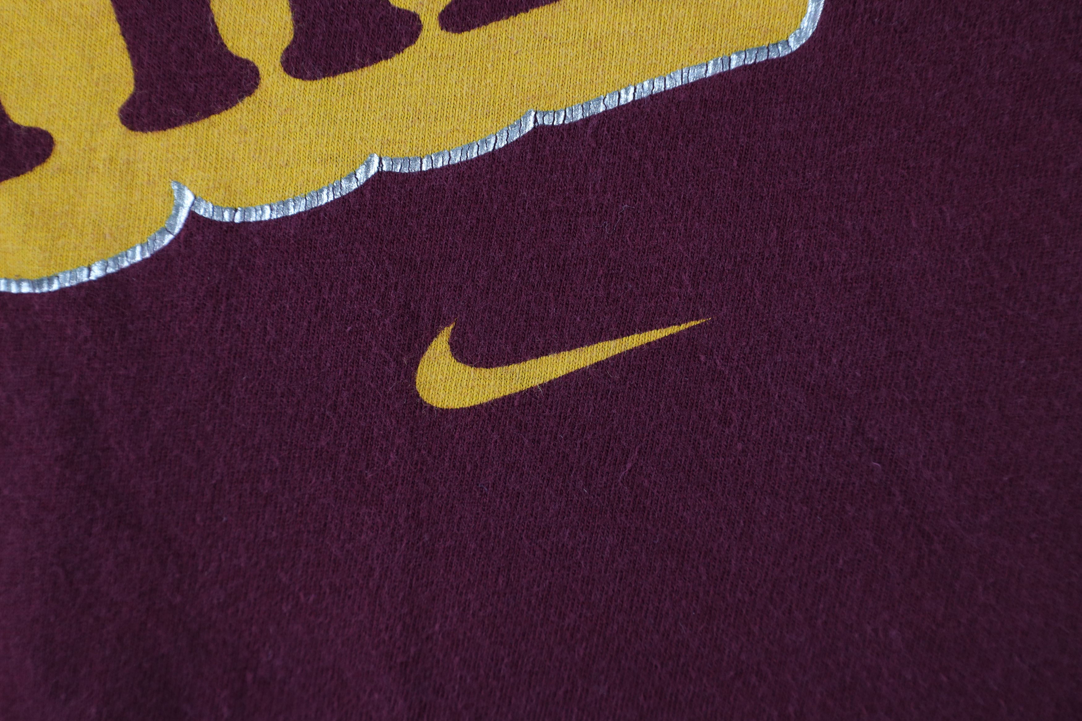 Nike Retro Y2K Nike Fit The U University of Minnesota T-Shirt Size S / US 4 / IT 40 - 6 Thumbnail
