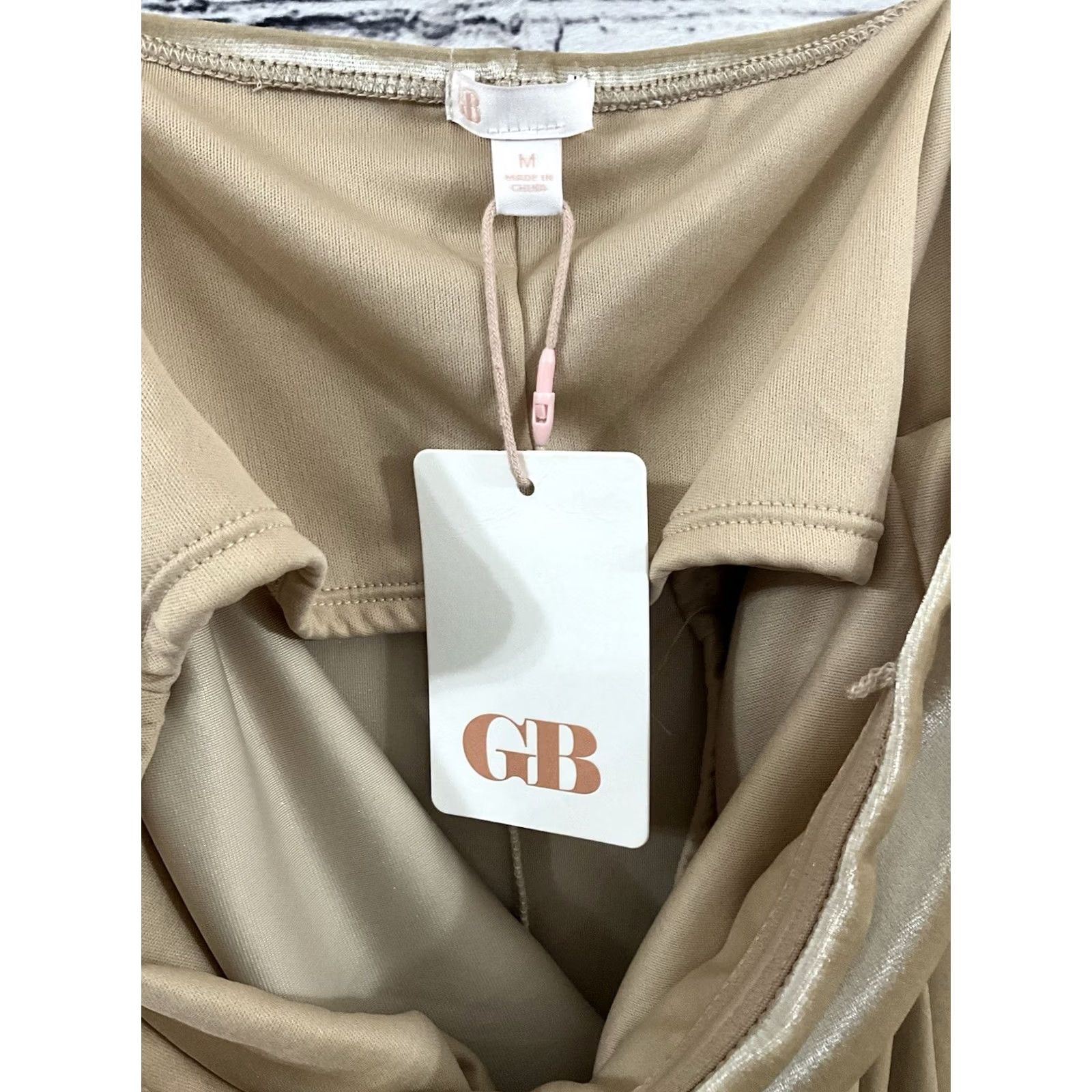 Vintage GB Gold Long Prom Dress Medium Sleeveless Off the Shoulder A-Line Women Formal Long Gold Size M / US 6-8 / IT 42-44 - 3 Thumbnail