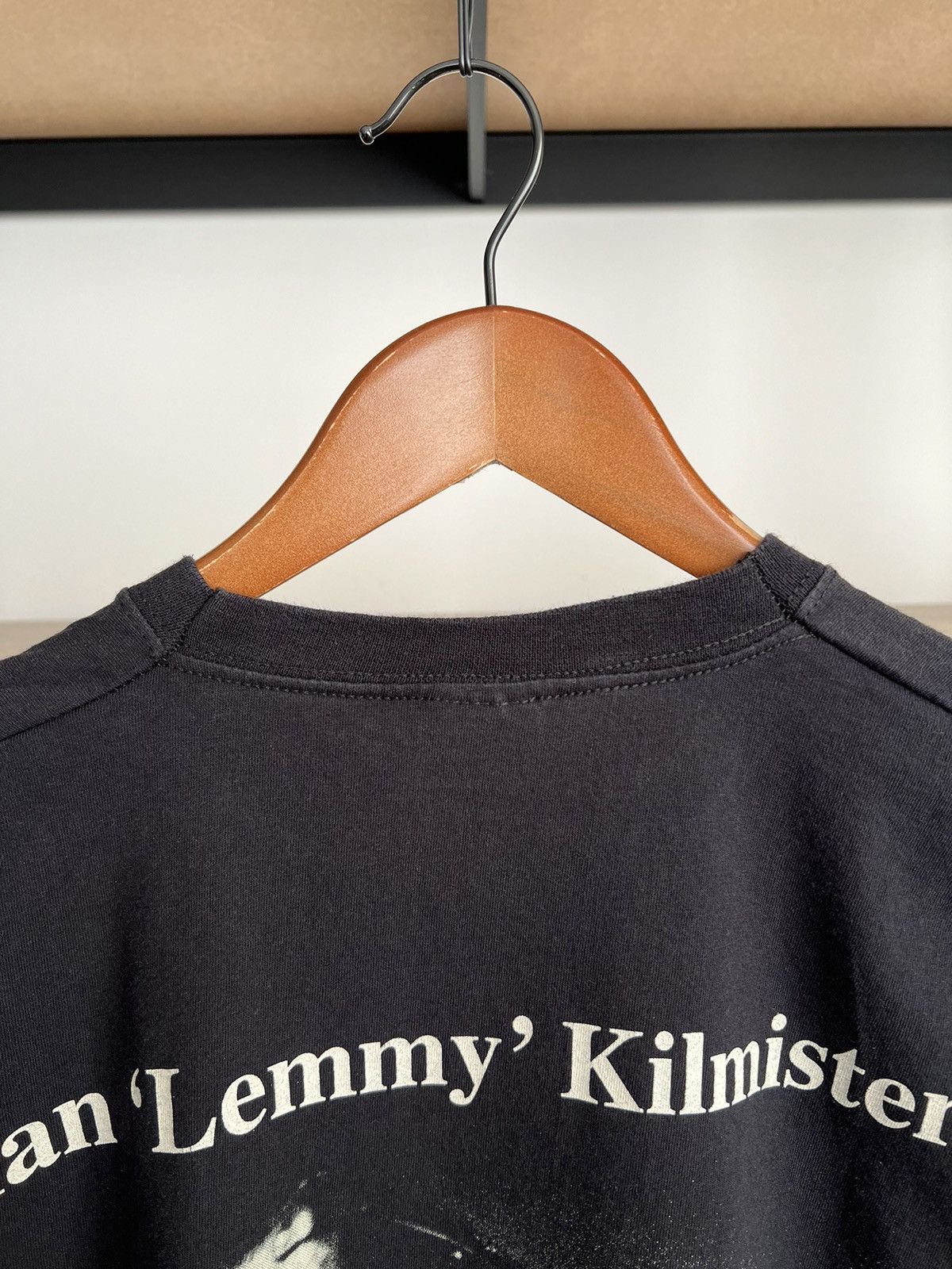 Band Tees Vintage 2016 Motorhead Lemmy Kilmister Band Black T-shirt Size US M / EU 48-50 / 2 - 16 Thumbnail