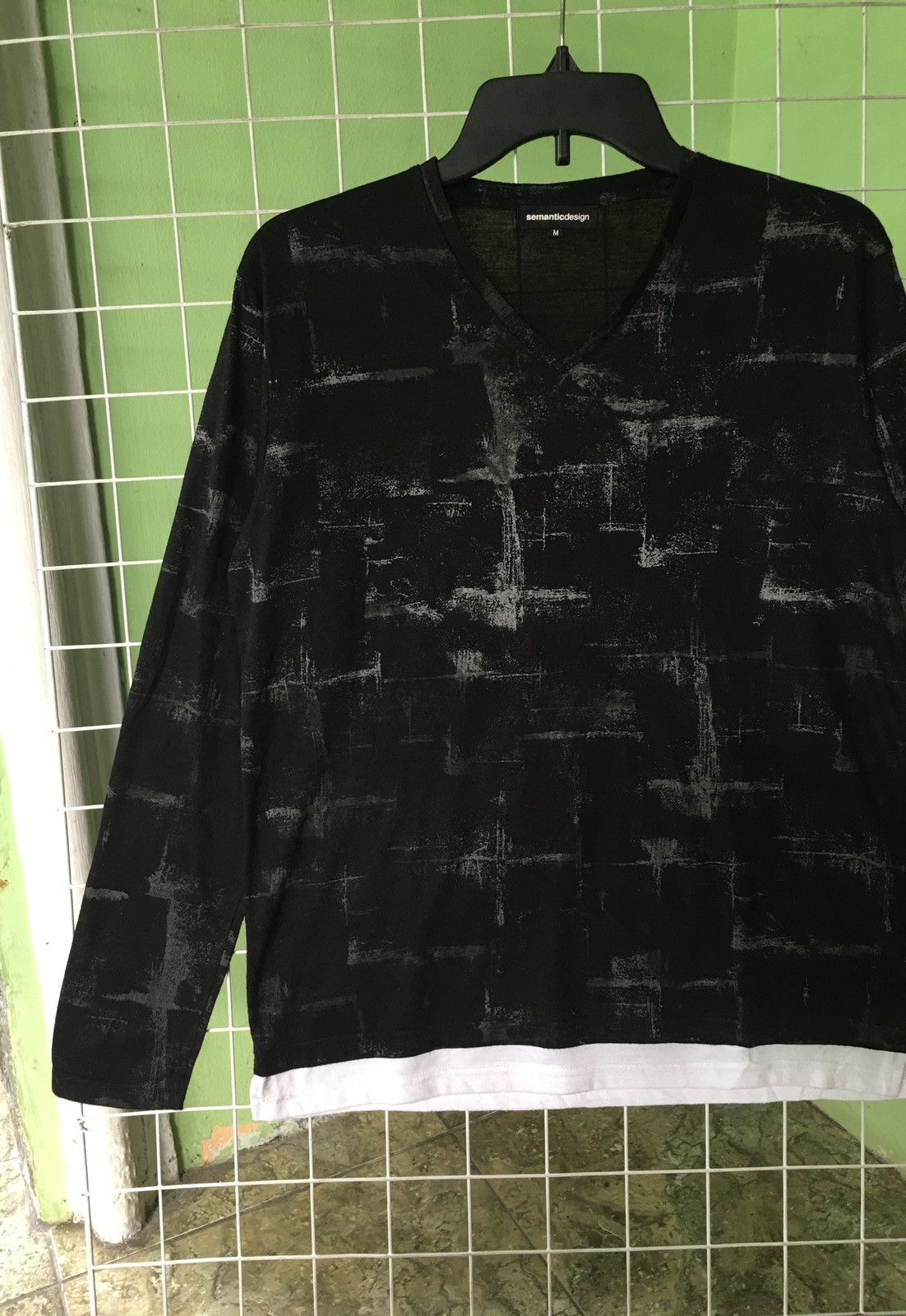 Beauty Beast Semantic Design Longsleeve Size US M / EU 48-50 / 2 - 2 Thumbnail