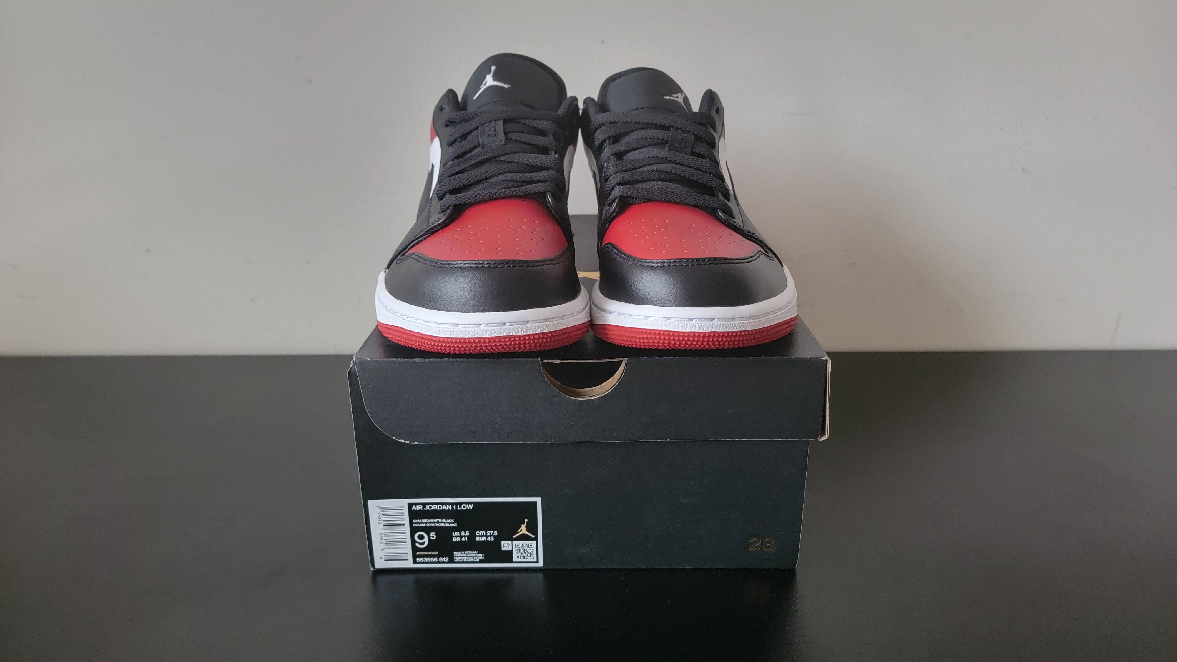 Jordan Brand Air Jordan 1 Low Bred Toe Size US 9.5 / EU 42-43 - 4 Thumbnail