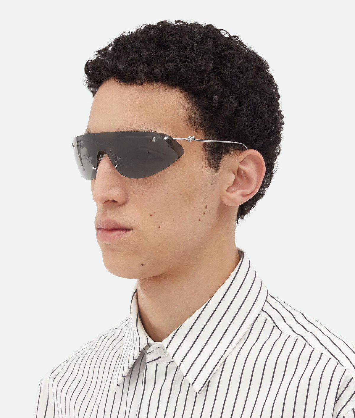 Bottega Veneta Runway Knot Shield Sunglasses | Grailed