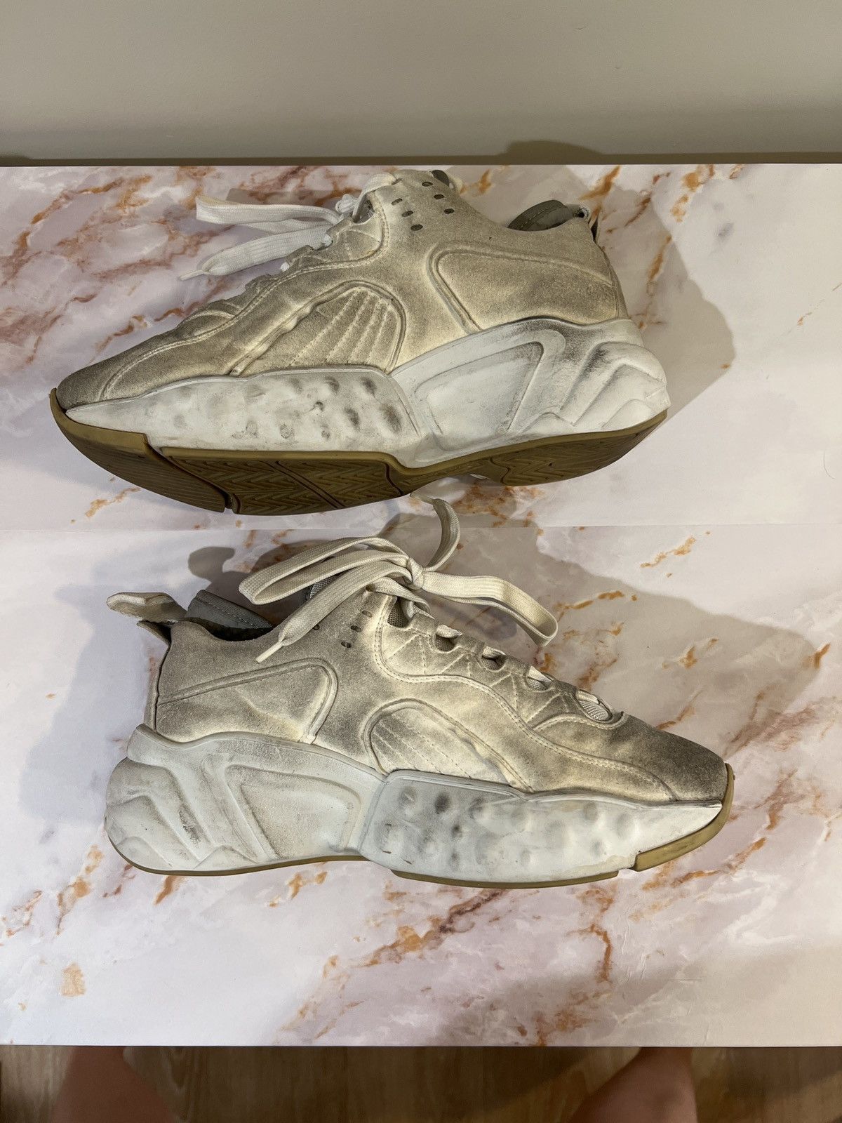 acne studios /Manhattan Sneaker 37