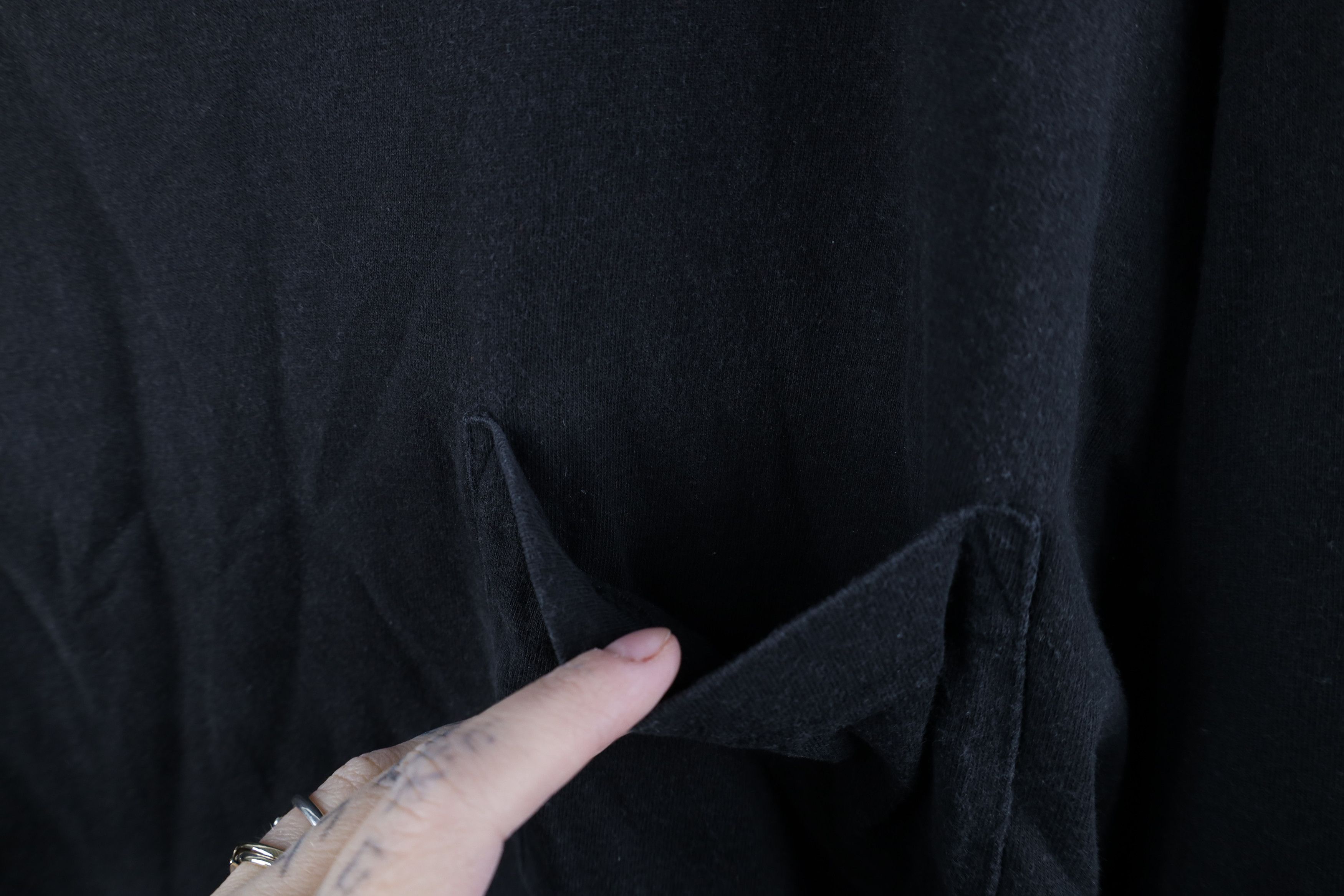 Vintage Vintage 90s Streetwear Blank Baggy Mock Neck T-Shirt Black Size US L / EU 52-54 / 3 - 5 Thumbnail