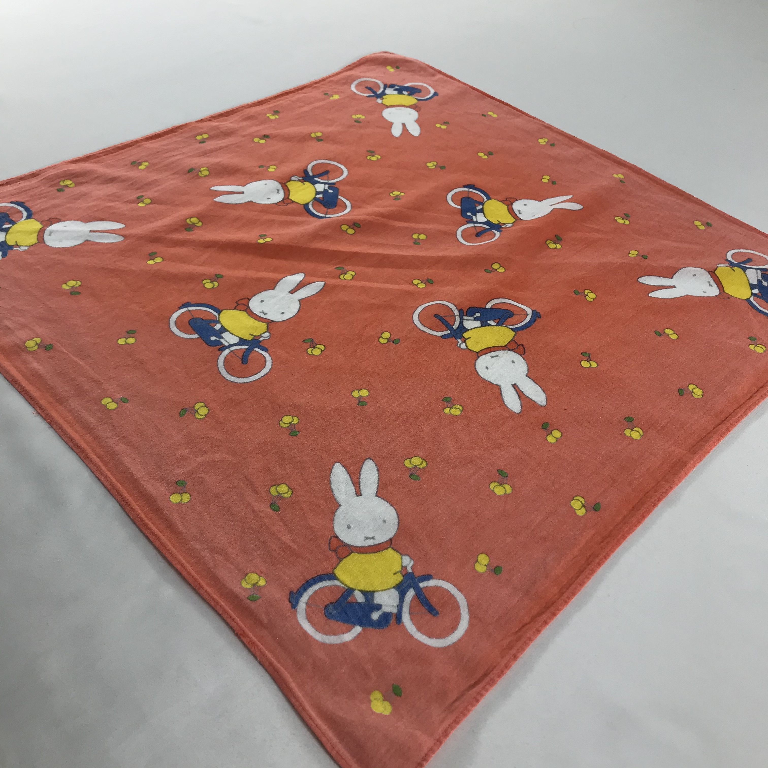 Vintage Vintage Handkerchief / Neckerchief / Bandana Size ONE SIZE - 4 Thumbnail