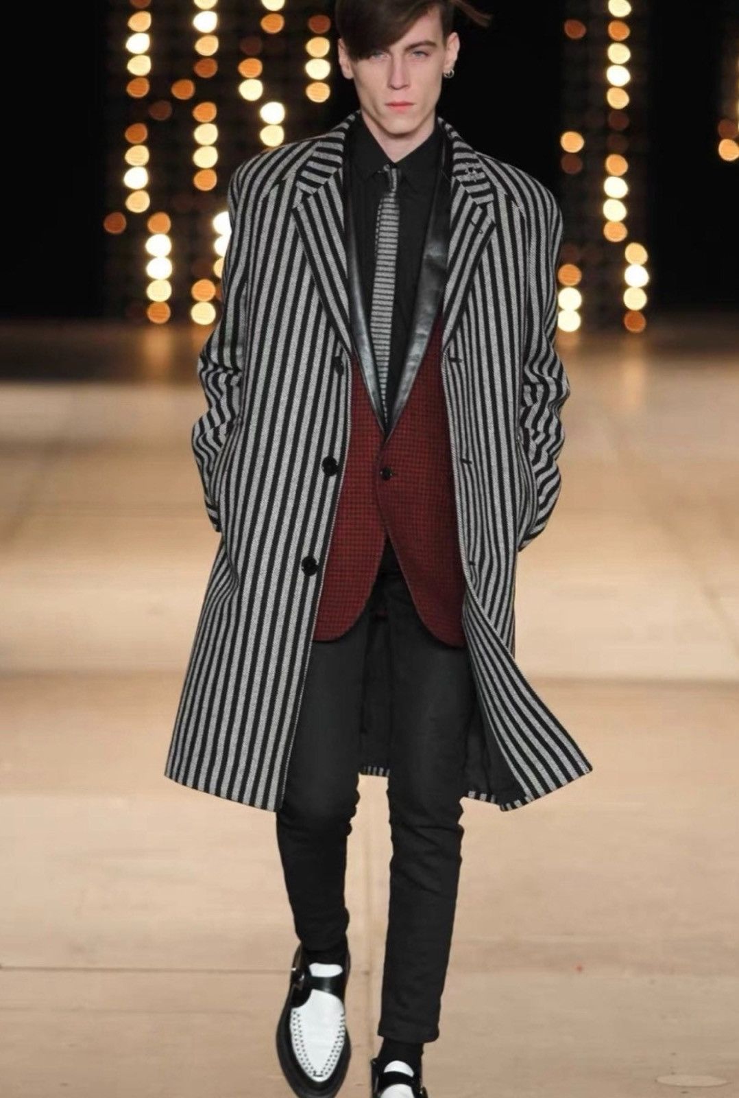 Saint Laurent Paris Saint Laurent 14AW Runway Black & White Striped Coat Sz.48 Size US M / EU 48-50 / 2 - 8 Thumbnail