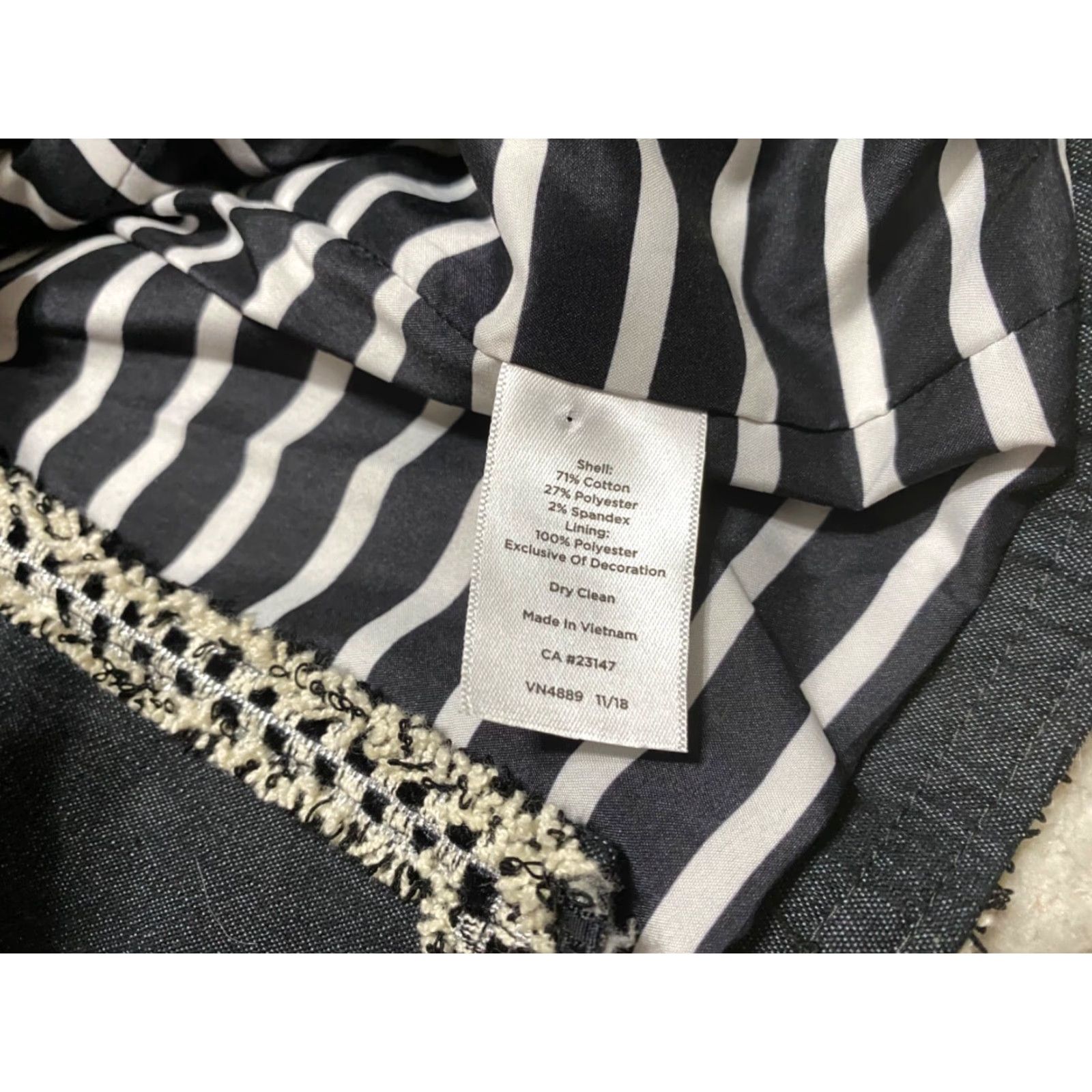 Talbots Talbots Blazer Shirt Womens sz 6 Charcoal Gray Long Sleeve casual office Basic Jacket Regular Fit Pocketed Fringed 6 Gray Women Mens? Size M / US 6-8 / IT 42-44 - 6 Thumbnail