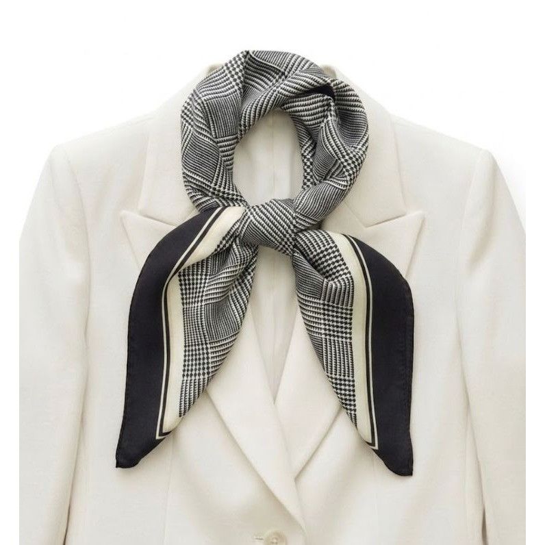 Other ✨Luxurious Chic Silky Square Scarf Black & White Houndstooth Size ONE SIZE - 1 Thumbnail