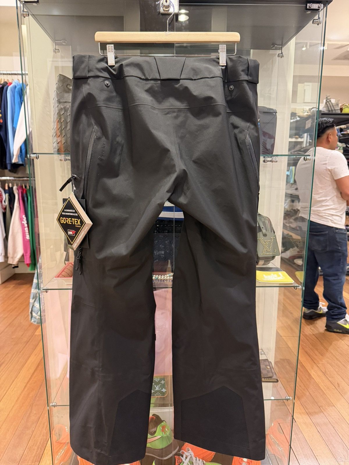 Arc'teryx Arc’Teryx Sabre Black Ski Pants Size US 38 / EU 54 - 2 Thumbnail