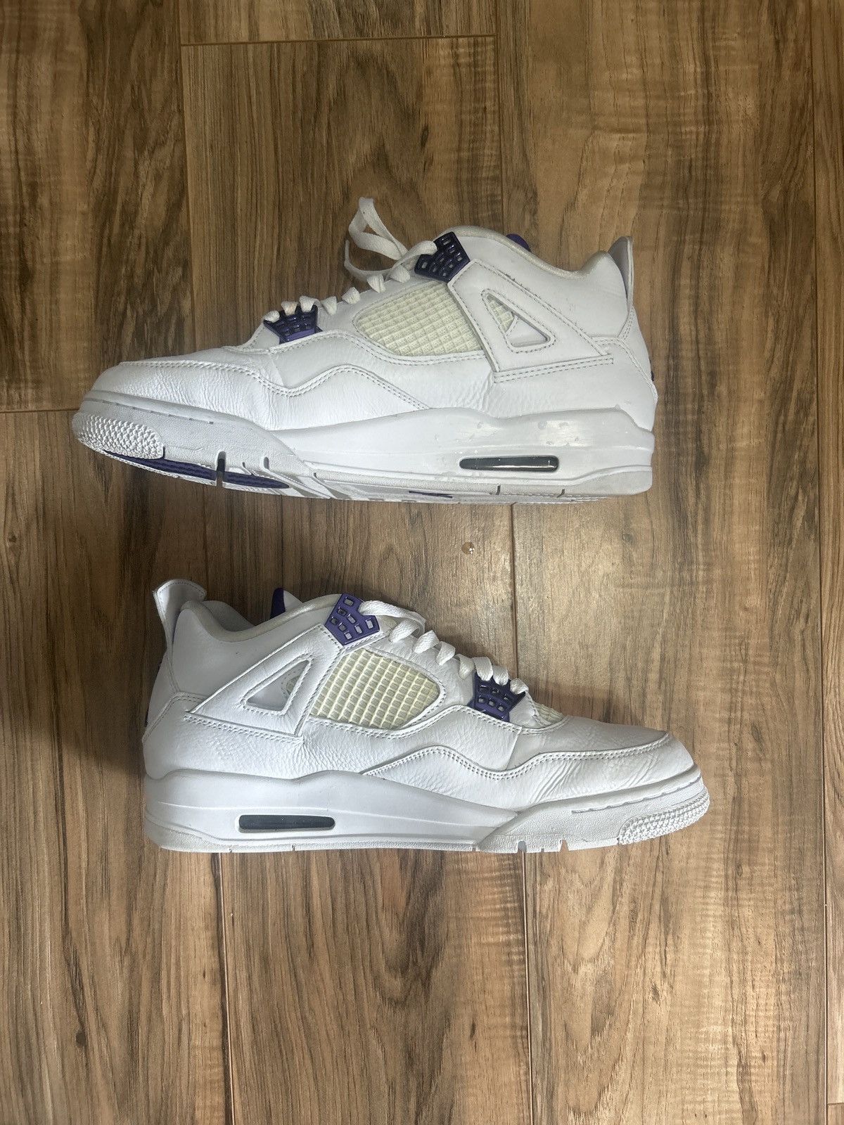 Jordan Retro 4 Metallic Purple