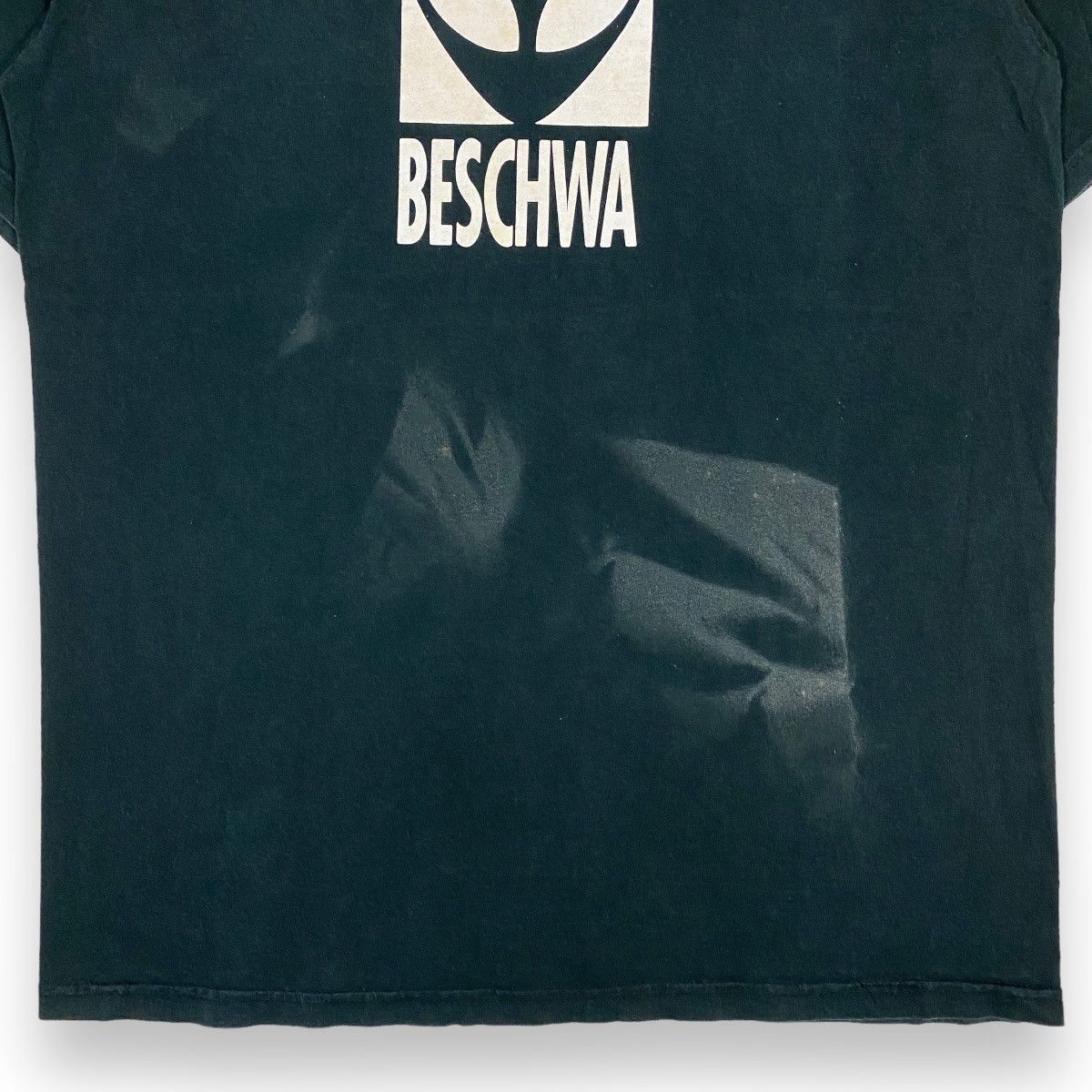 Alien Workshop × Vintage Vintage 90's BESCHWA SKATEBOARDS Graphic Faded Tee Size US L / EU 52-54 / 3 - 3 Thumbnail