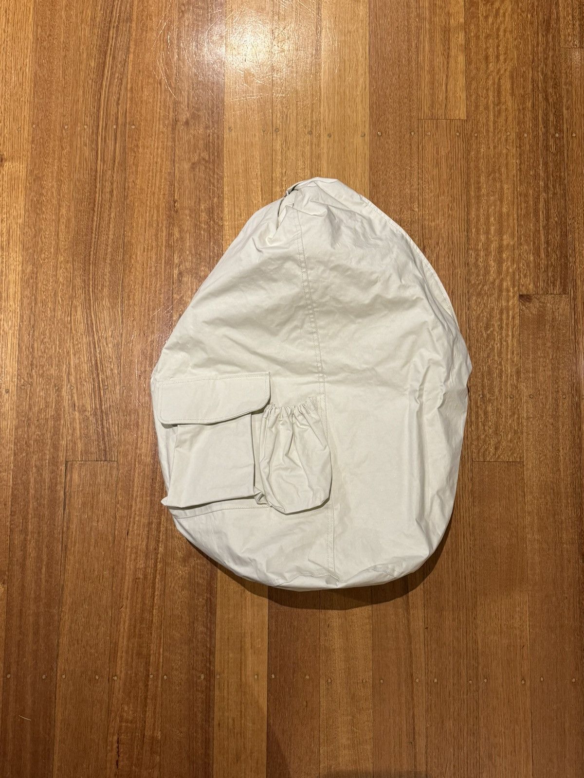 Our Legacy Tech Drip トート ホワイト Our Legacy - OFF WHITE TECH DRIP BAG – LE LABO STORE