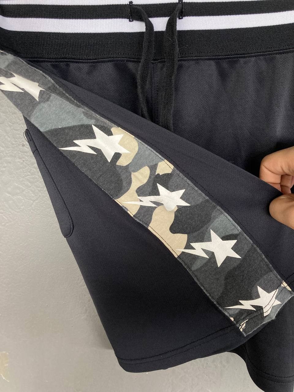 Bape Bape GITD Skirt Size 26" / US 2 / IT 38 - 4 Thumbnail