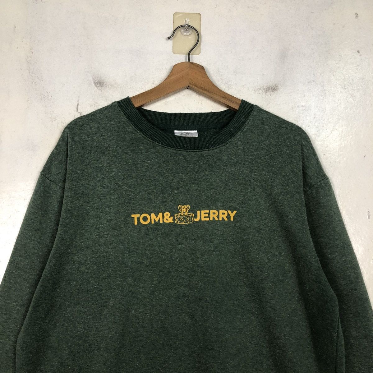Japanese Brand 📌Vintage Sweatshirt Tom & Jerry Big Logo Size US L / EU 52-54 / 3 - 5 Thumbnail